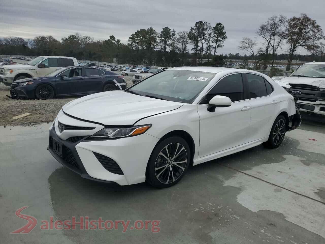 2020 TOYOTA CAMRY — VIN 4T1G11AK0LU857610