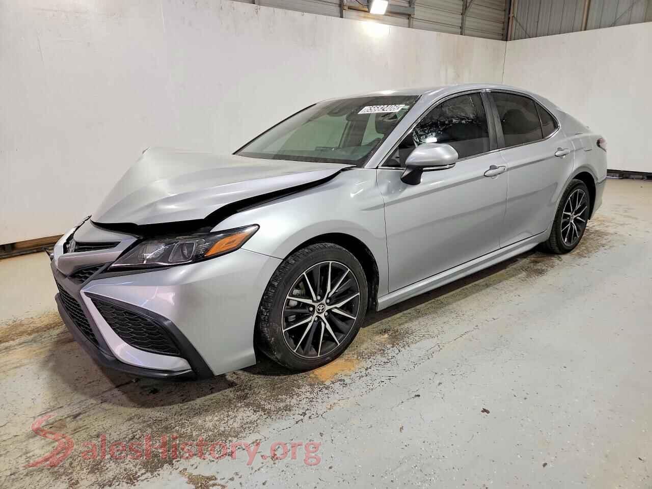 2024 TOYOTA CAMRY — VIN 4T1G11AK0RU881706