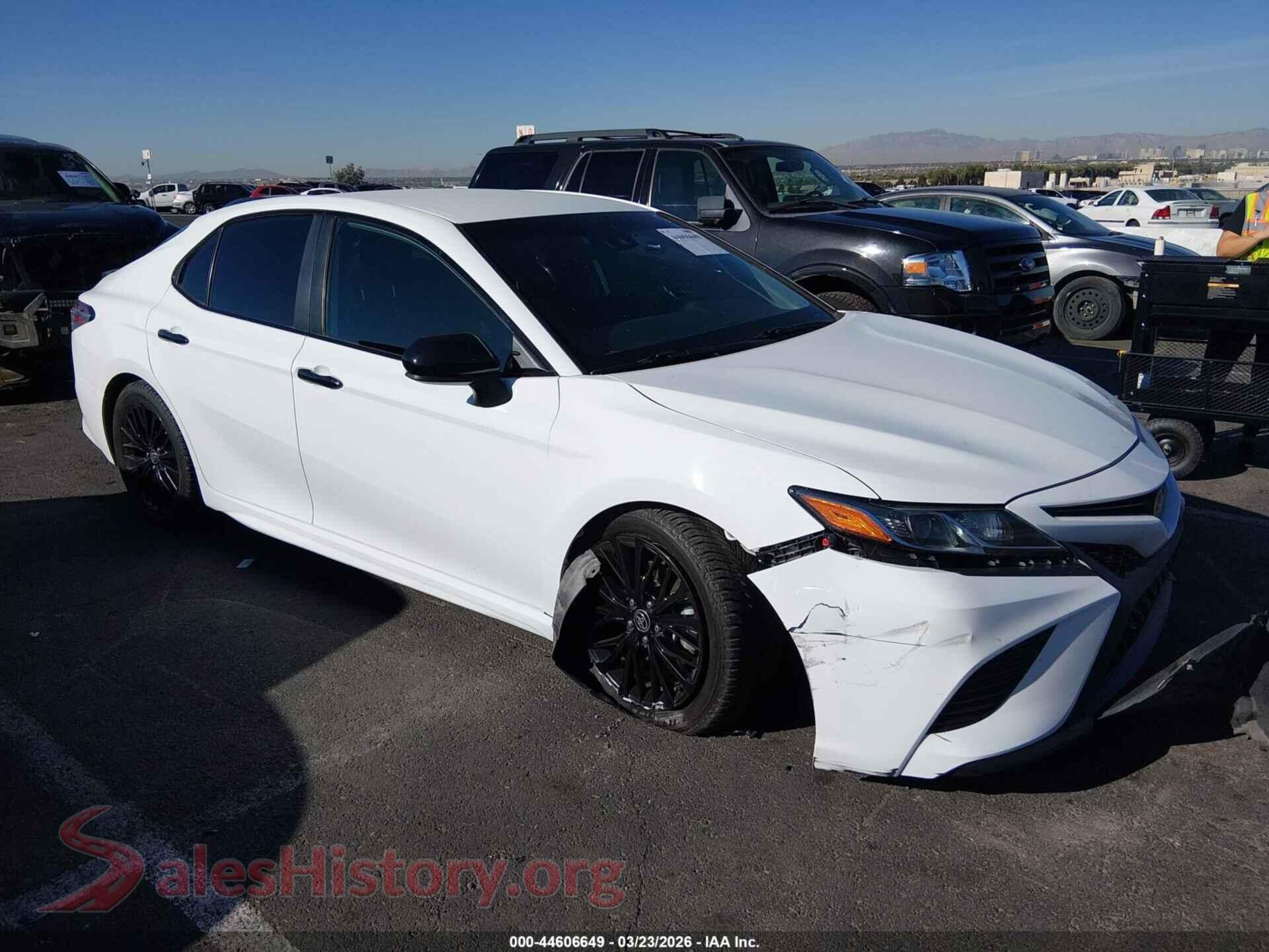 2020 TOYOTA CAMRY — VIN 4T1G11AK1LU401633