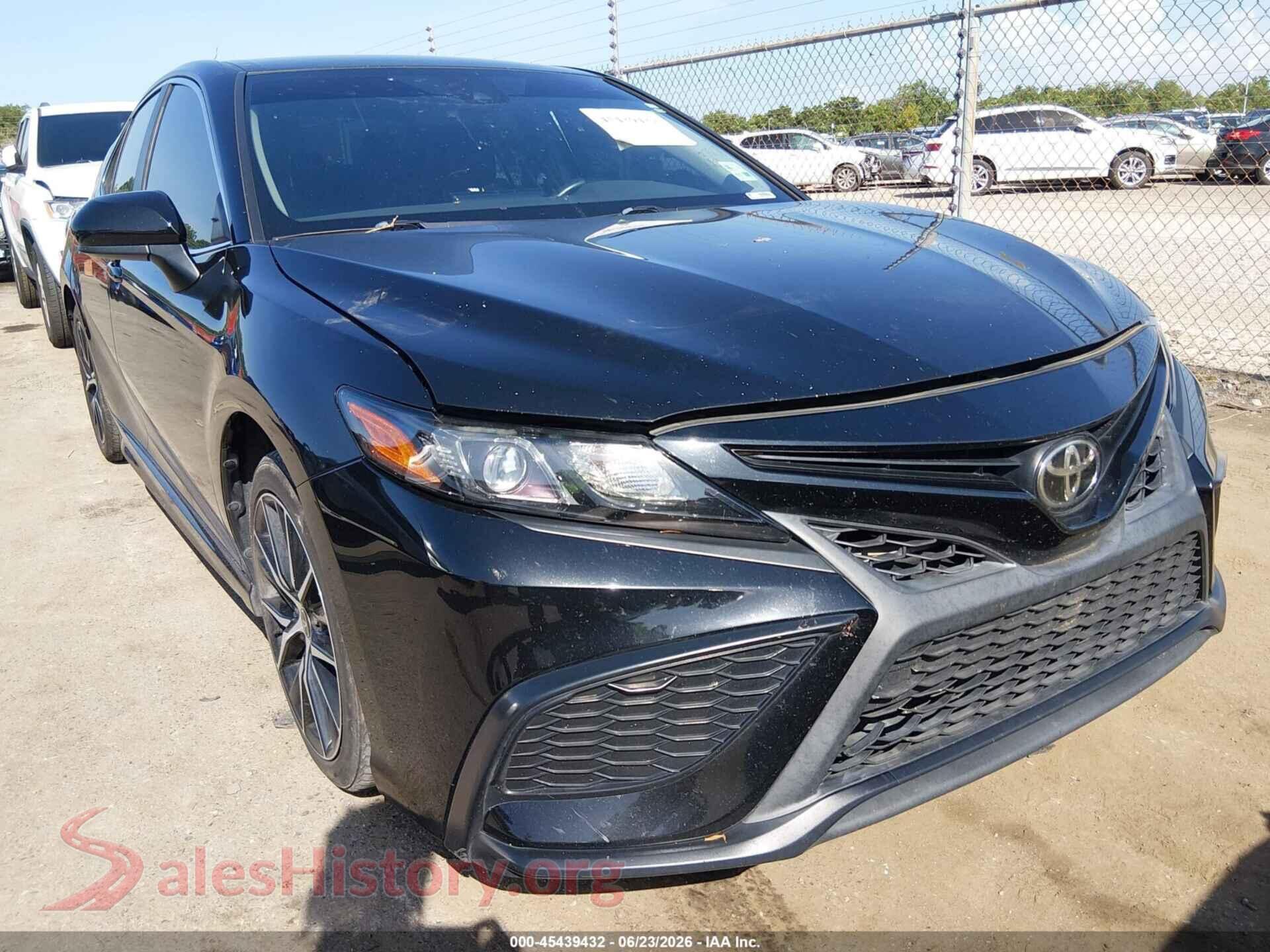 2021 TOYOTA CAMRY — VIN 4T1G11AK1MU439915