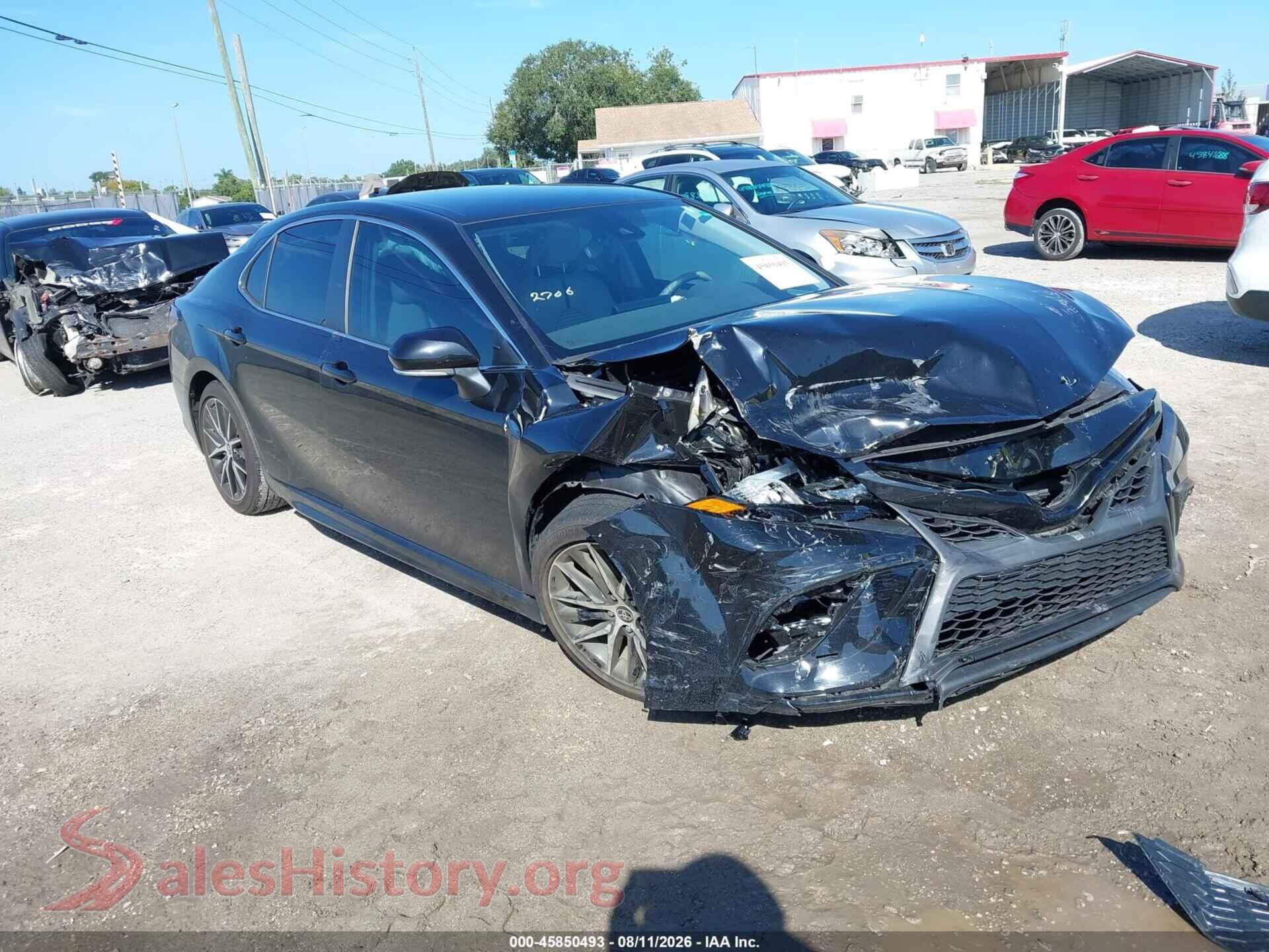 2024 TOYOTA CAMRY — VIN 4T1G11AK1RU260653