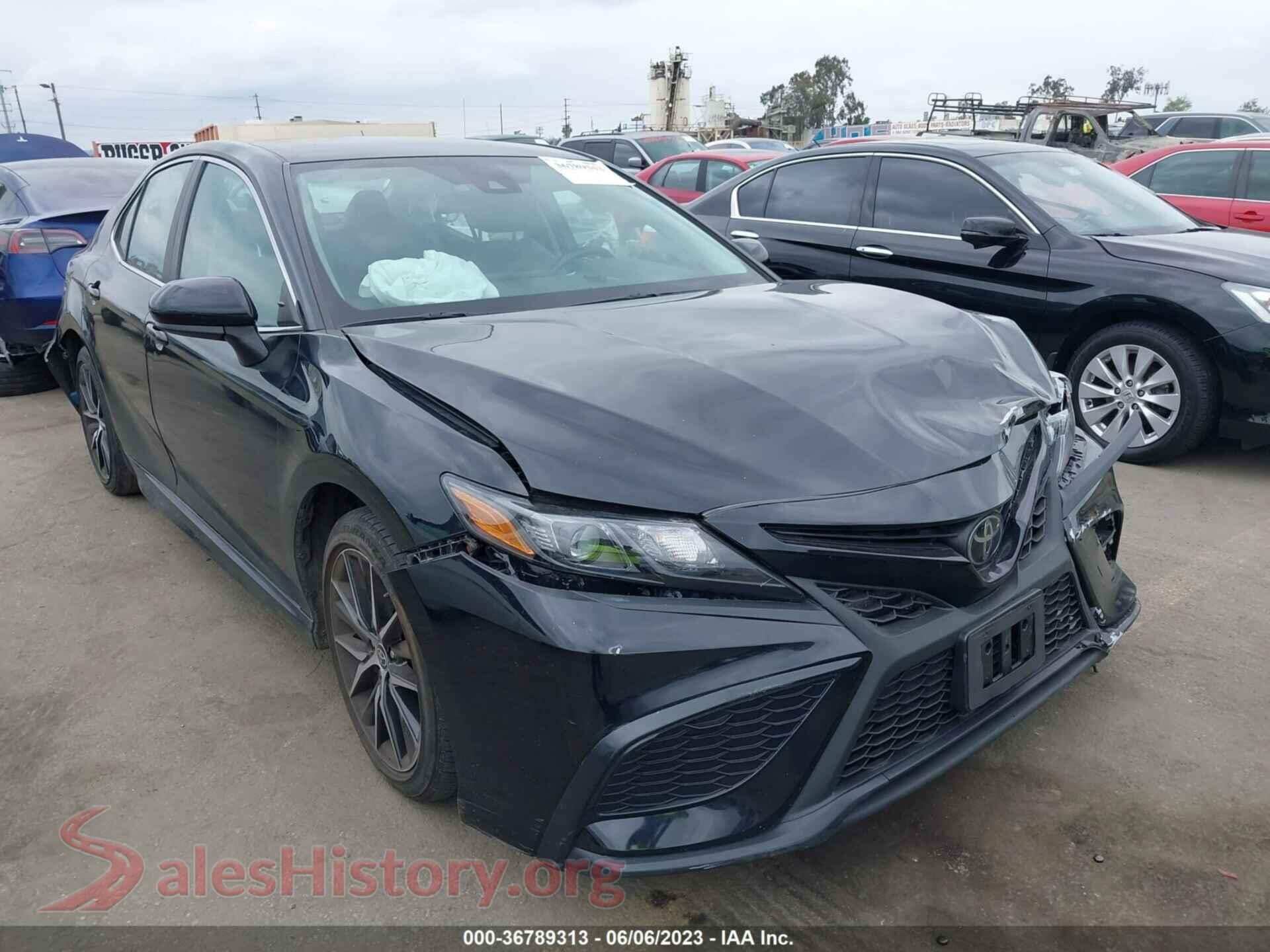 2021 TOYOTA CAMRY — VIN 4T1G11AK2MU583019