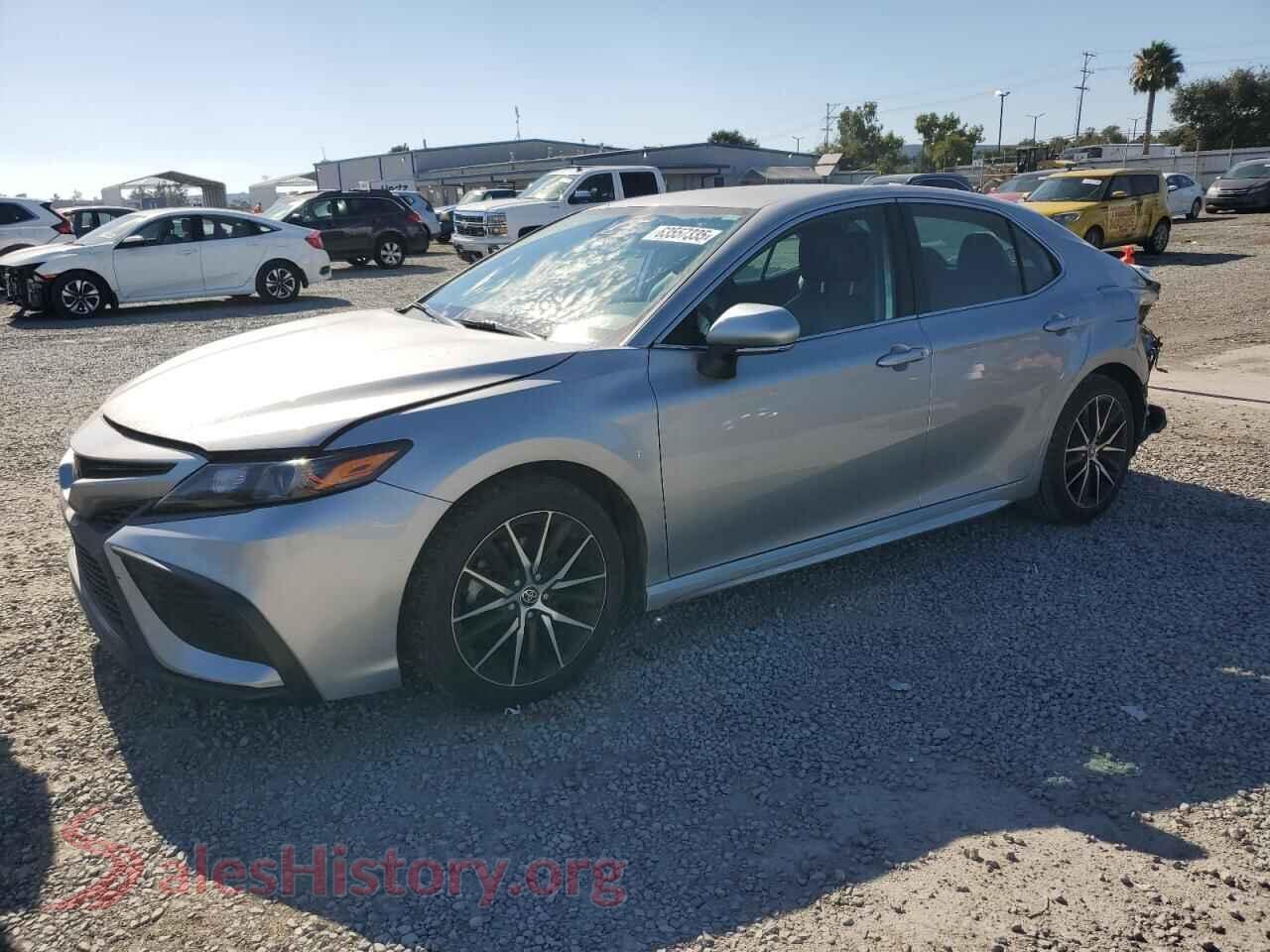 2022 TOYOTA CAMRY — VIN 4T1G11AK2NU669867