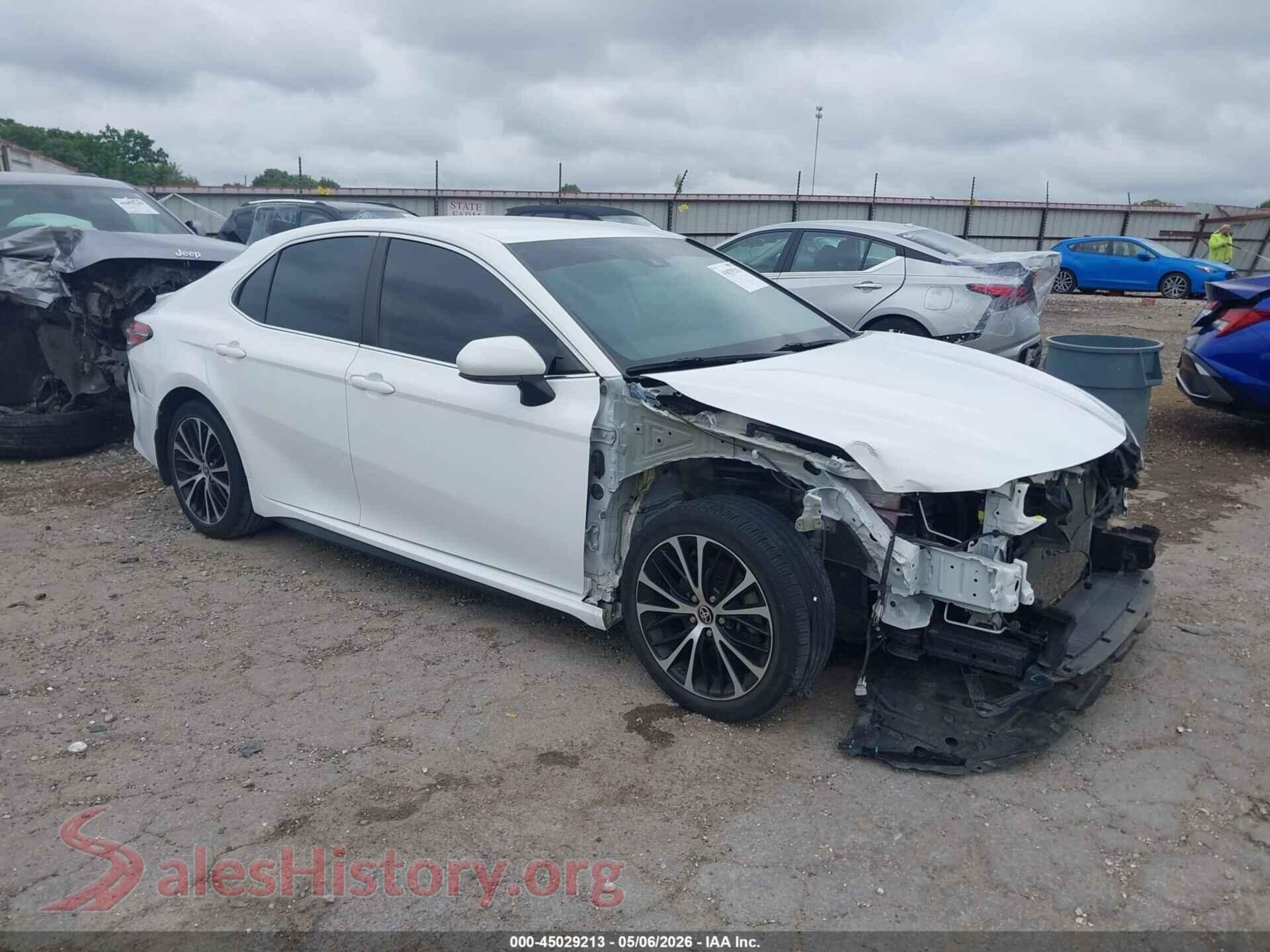 2020 TOYOTA CAMRY — VIN 4T1G11AK3LU996260