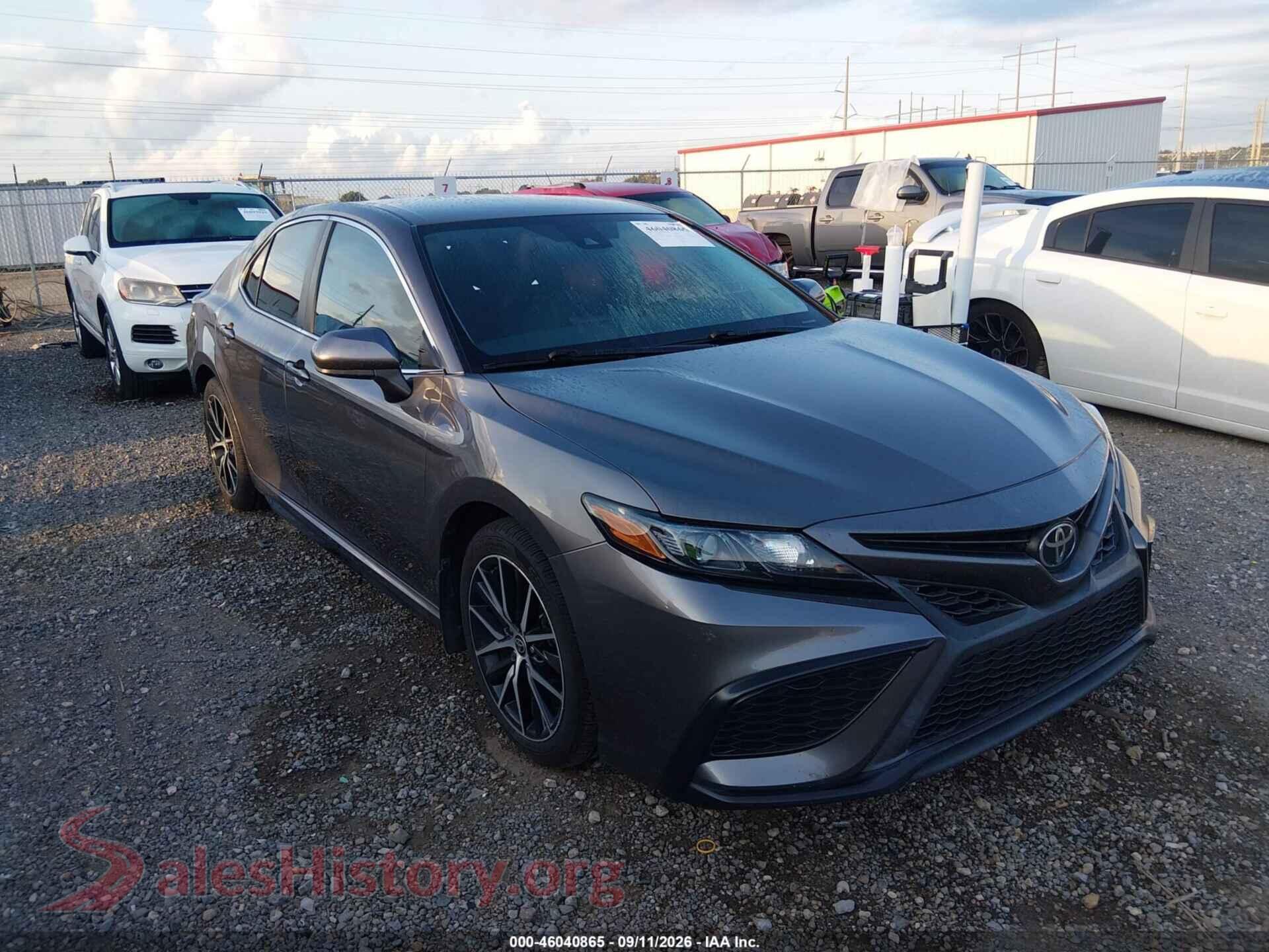 2021 TOYOTA CAMRY — VIN 4T1G11AK3MU570179