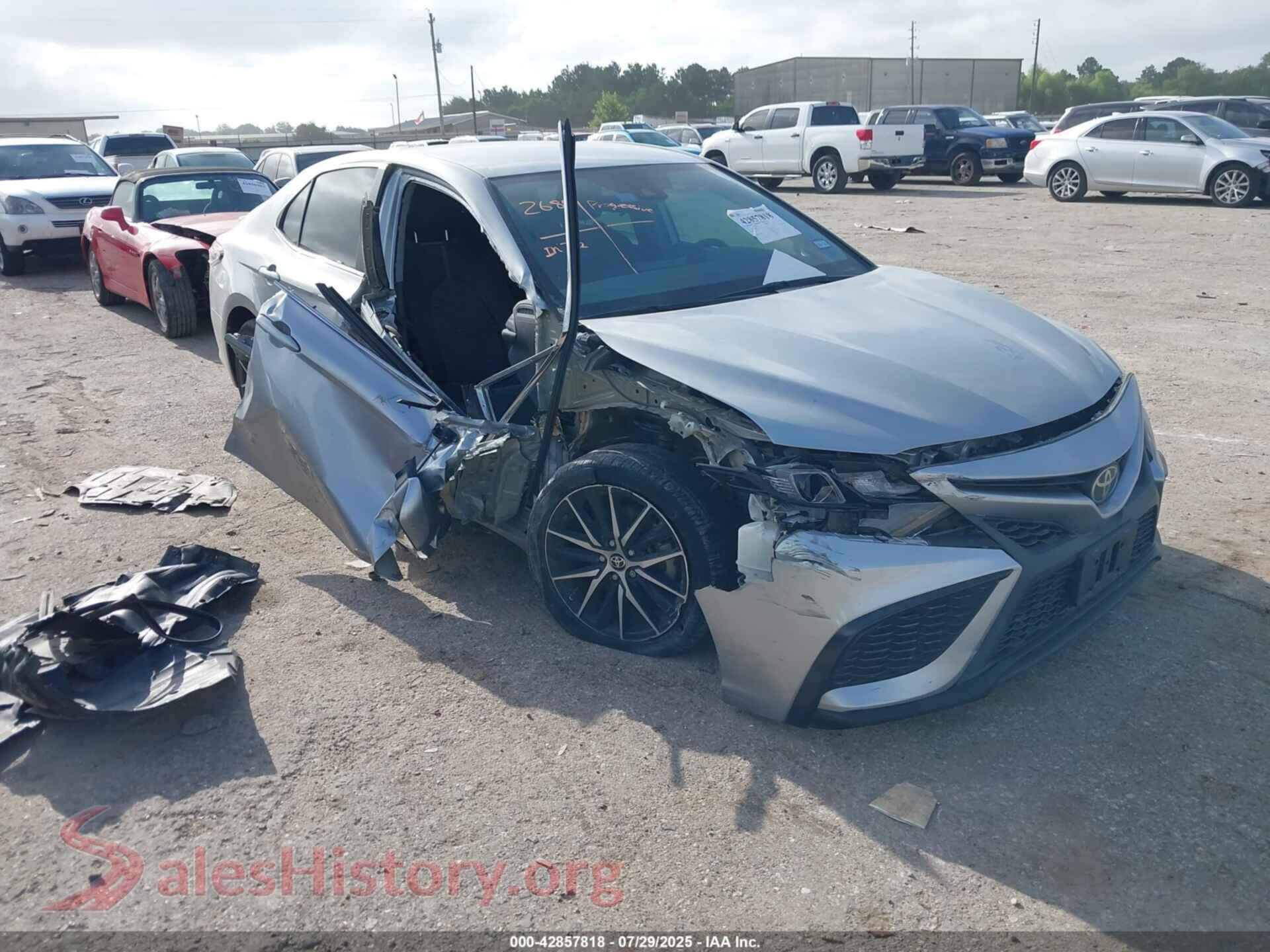 2021 TOYOTA CAMRY — VIN 4T1G11AK4MU533755
