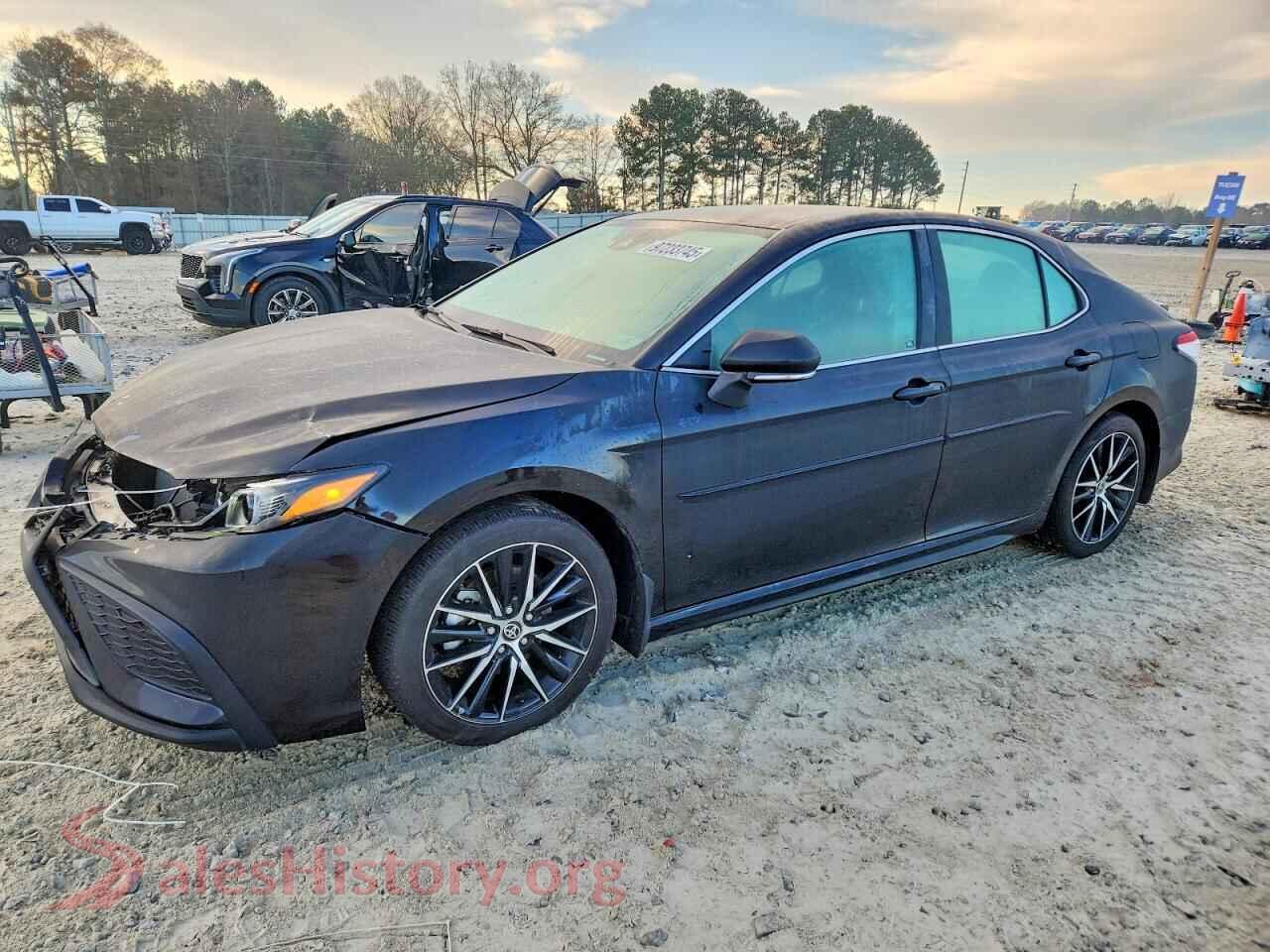 2023 TOYOTA CAMRY — VIN 4T1G11AK5PU155871
