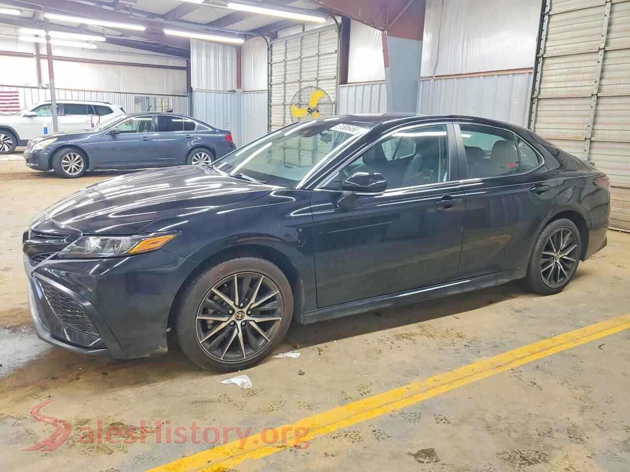 2024 TOYOTA CAMRY — VIN 4T1G11AK5RU882592