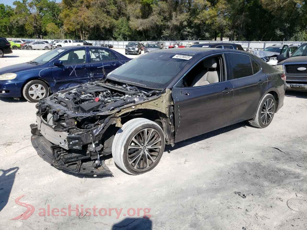 2020 TOYOTA CAMRY — VIN 4T1G11AK6LU359881