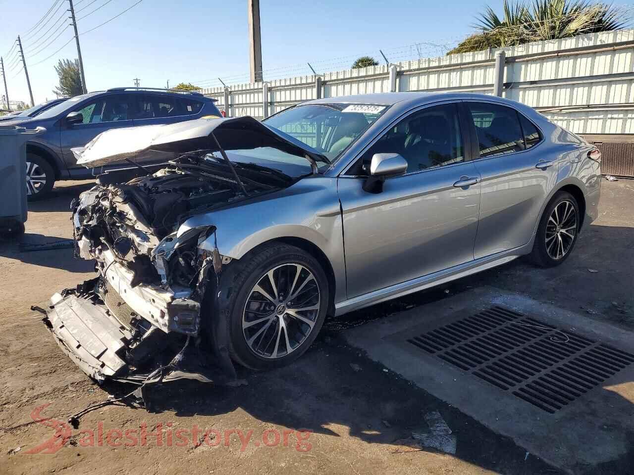 2020 TOYOTA CAMRY — VIN 4T1G11AK6LU380522