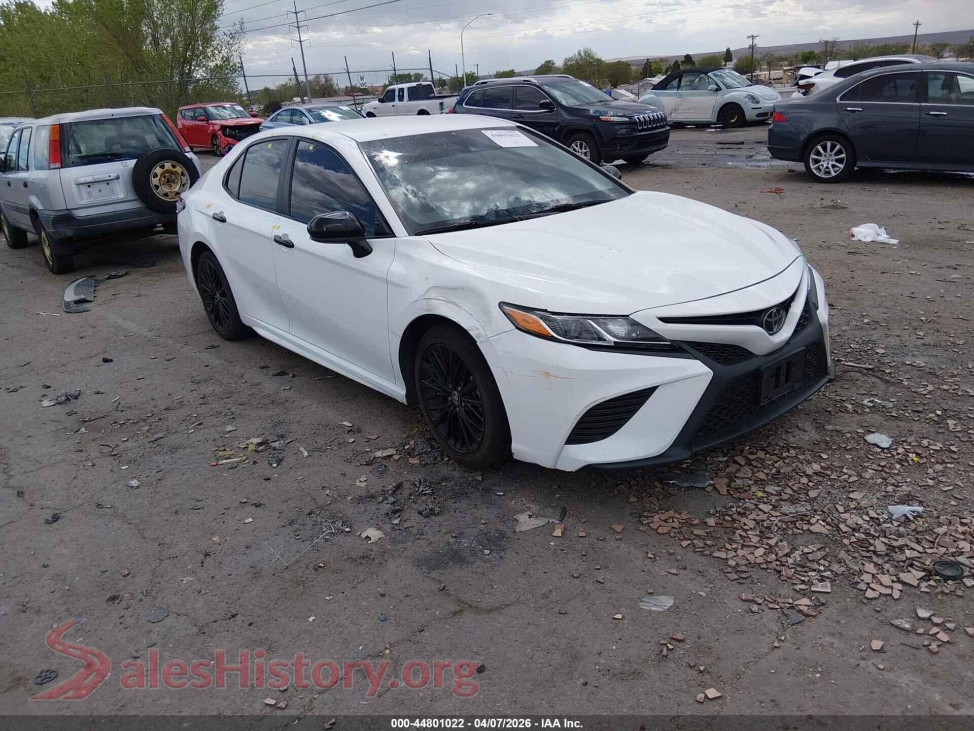 2020 TOYOTA CAMRY — VIN 4T1G11AK6LU400591