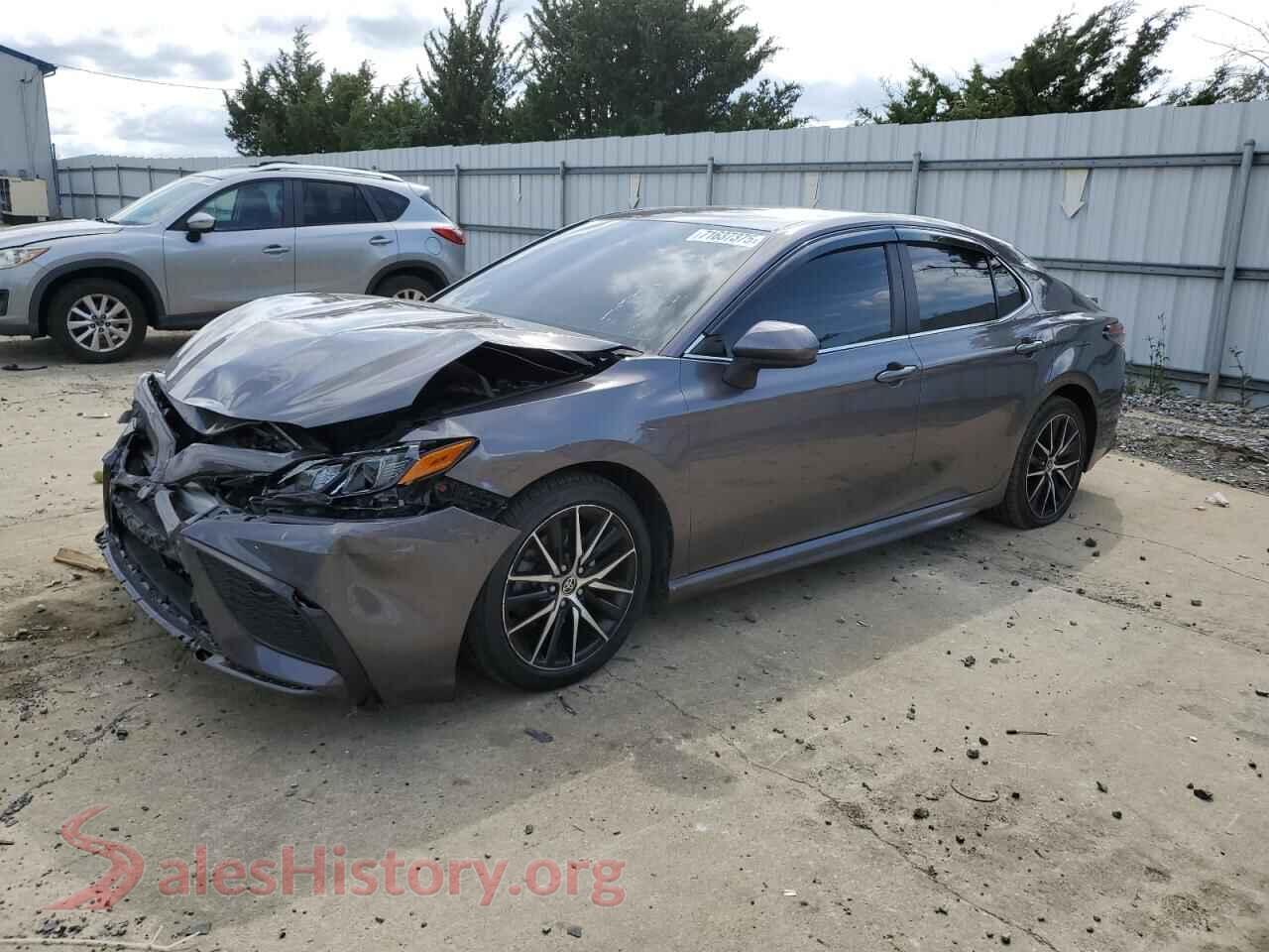 2021 TOYOTA CAMRY — VIN 4T1G11AK6MU584075