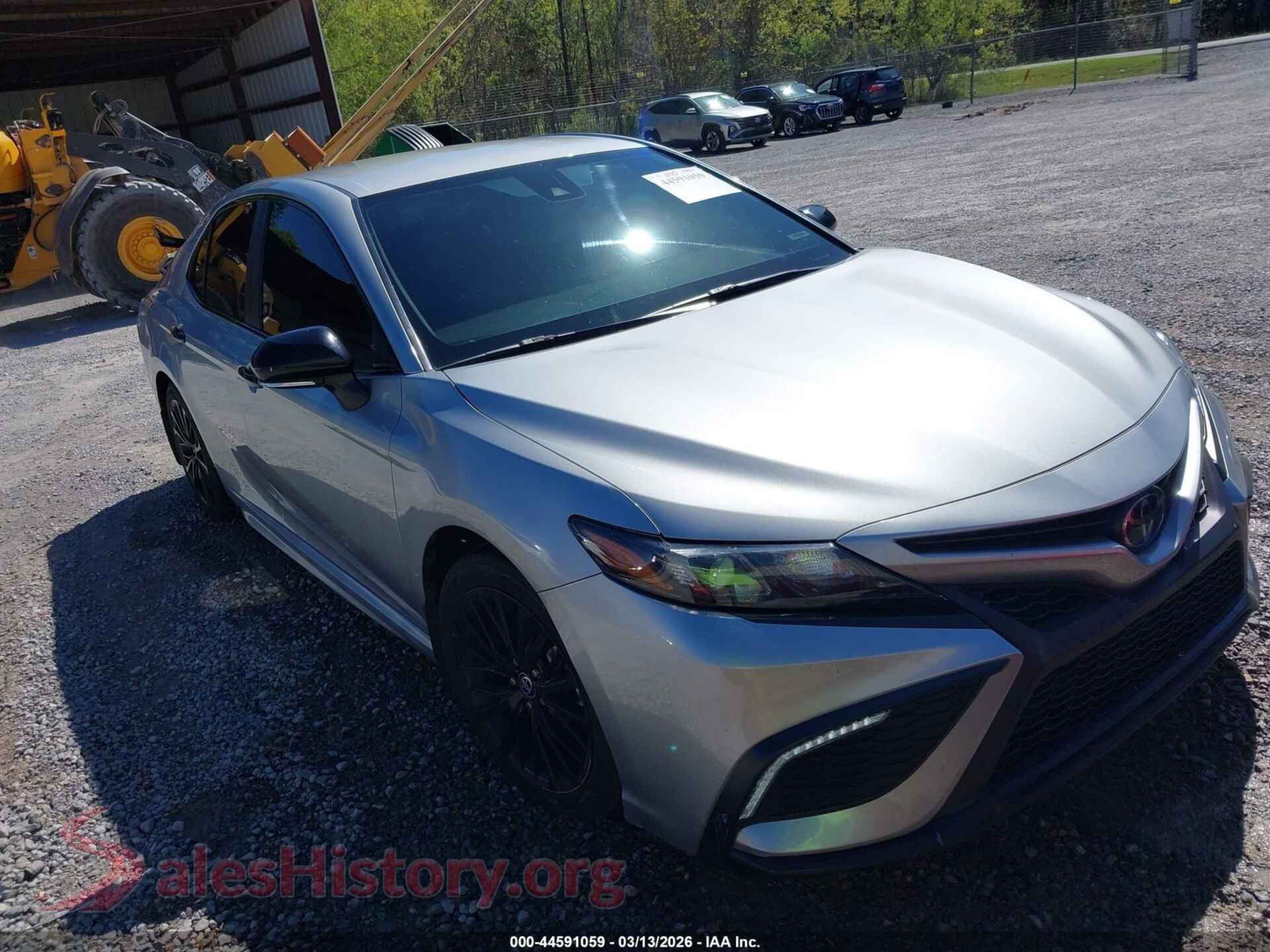 2022 TOYOTA CAMRY — VIN 4T1G11AK6NU005197