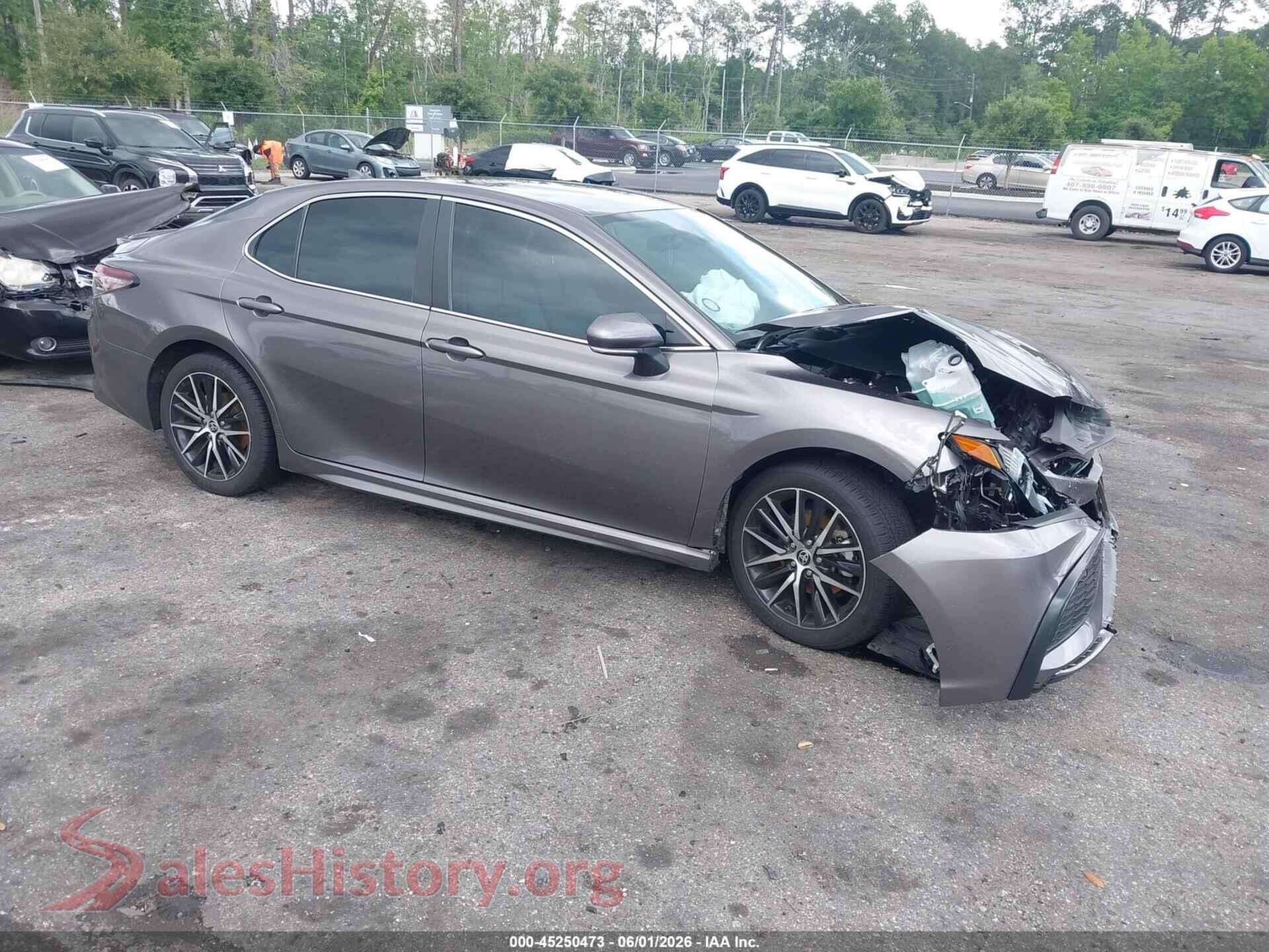 2022 TOYOTA CAMRY — VIN 4T1G11AK6NU699549