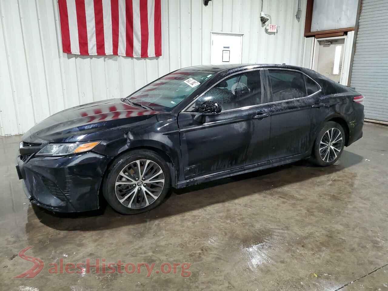 2020 TOYOTA CAMRY — VIN 4T1G11AK7LU383090