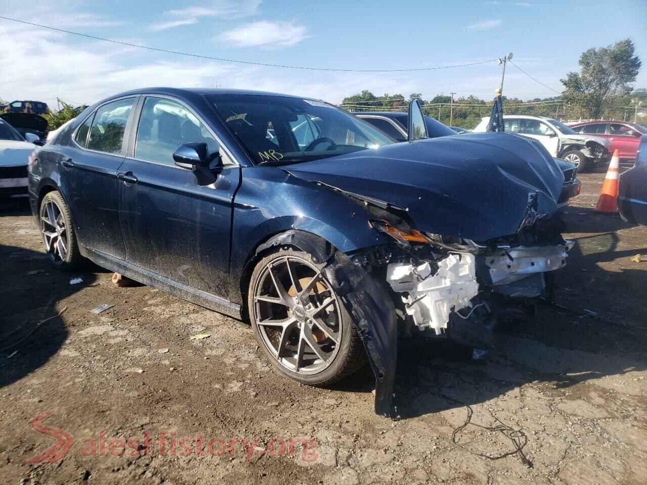 2020 TOYOTA CAMRY — VIN 4T1G11AK7LU973550