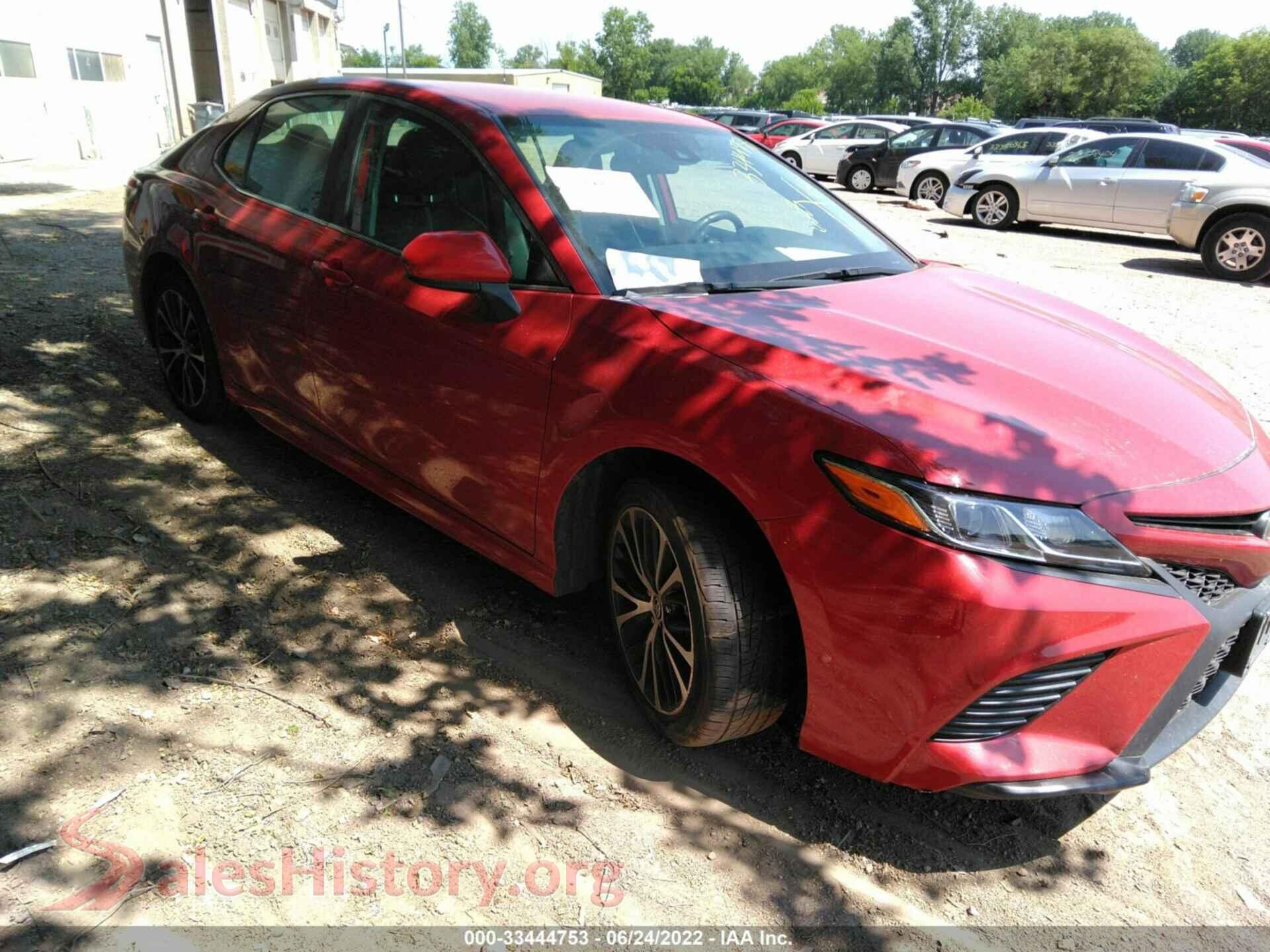 2020 TOYOTA CAMRY — VIN 4T1G11AK8LU358232