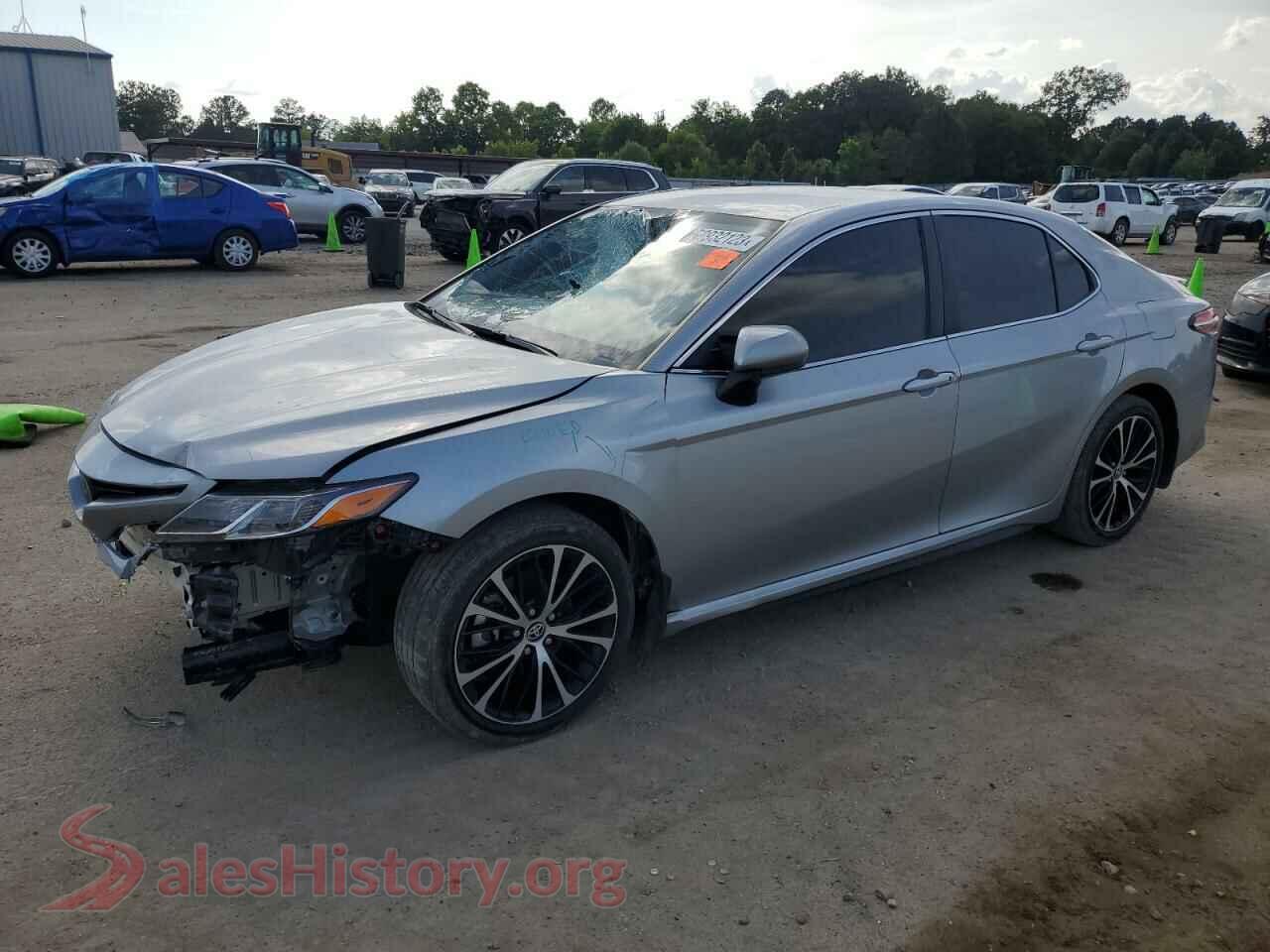 2020 TOYOTA CAMRY — VIN 4T1G11AK8LU383566