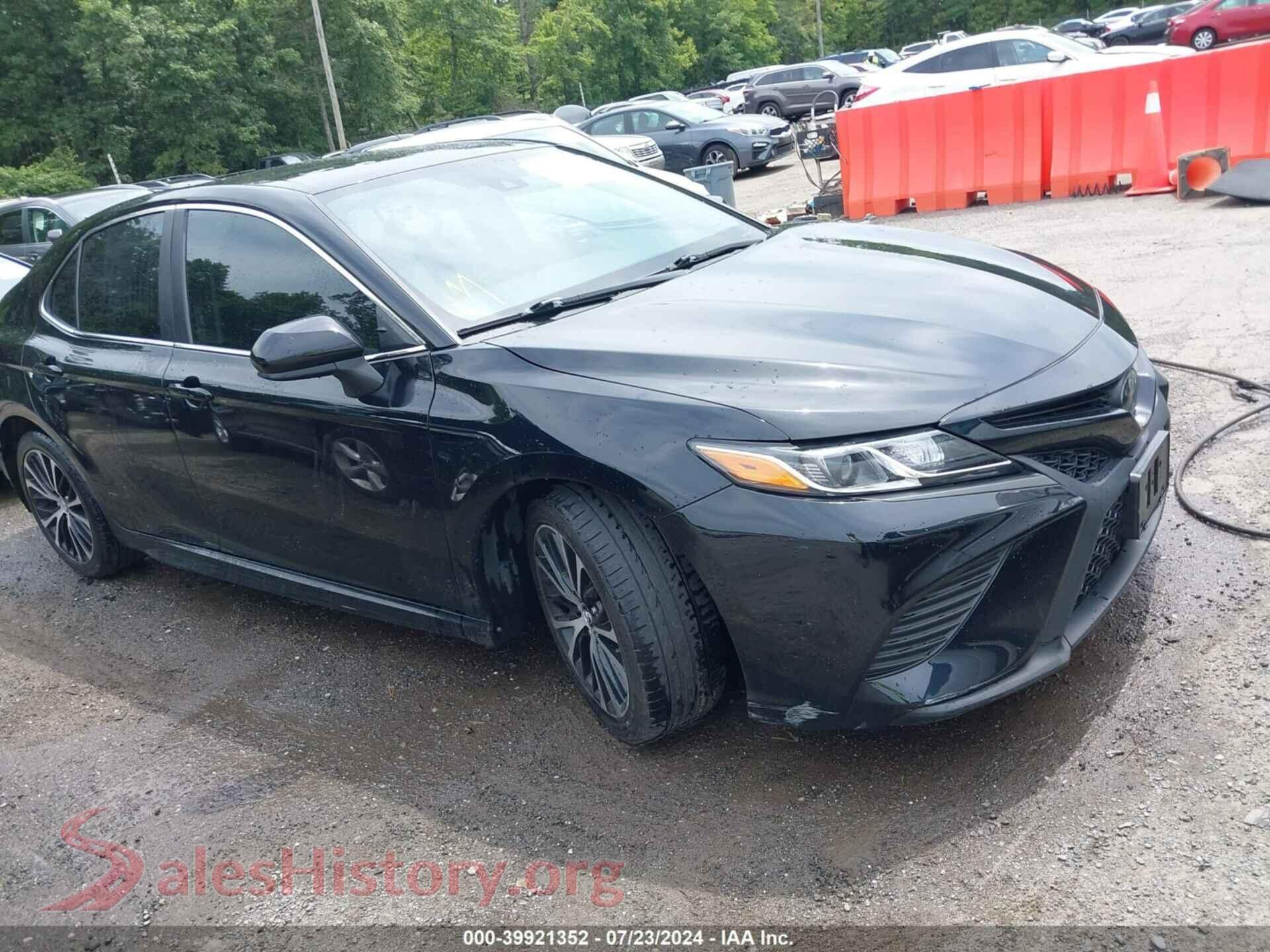 2020 TOYOTA CAMRY — VIN 4T1G11AK8LU939195