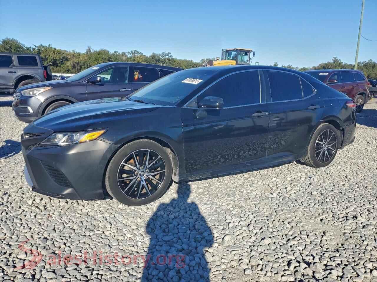2020 TOYOTA CAMRY — VIN 4T1G11AK9LU927847