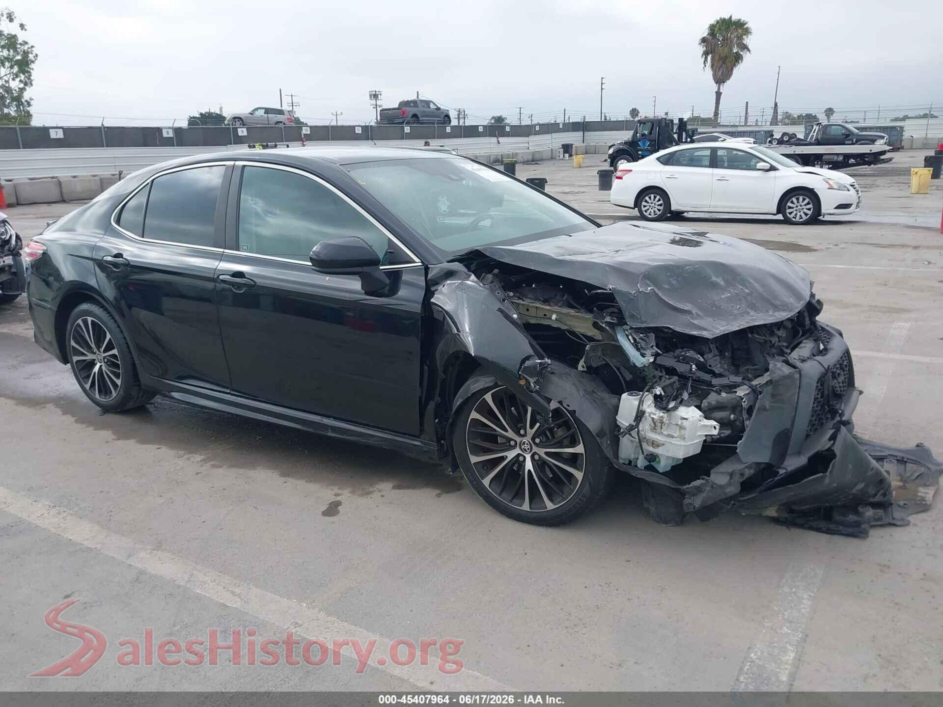 2020 TOYOTA CAMRY — VIN 4T1G11AK9LU968561