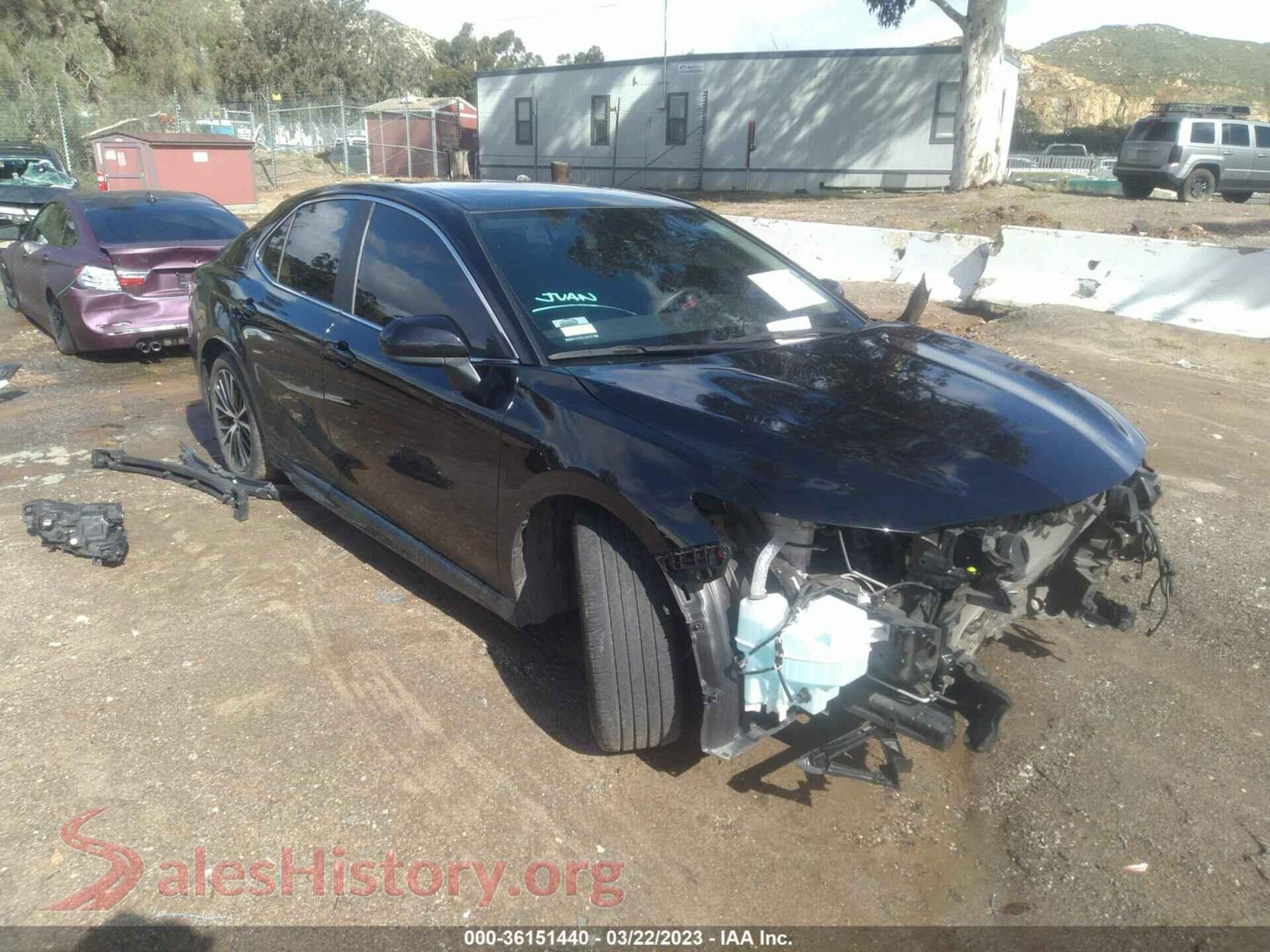2020 TOYOTA CAMRY — VIN 4T1G11AK9LU979396