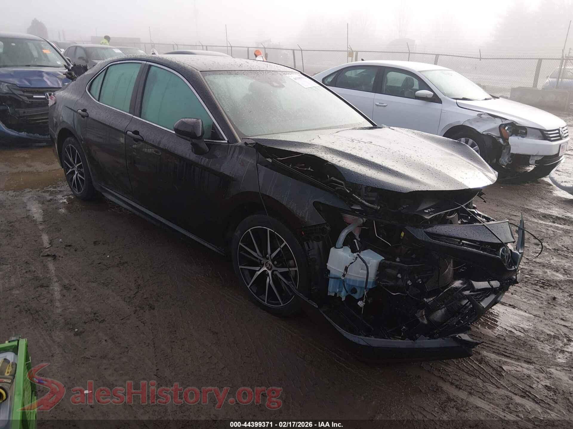 2021 TOYOTA CAMRY — VIN 4T1G11AK9MU544315