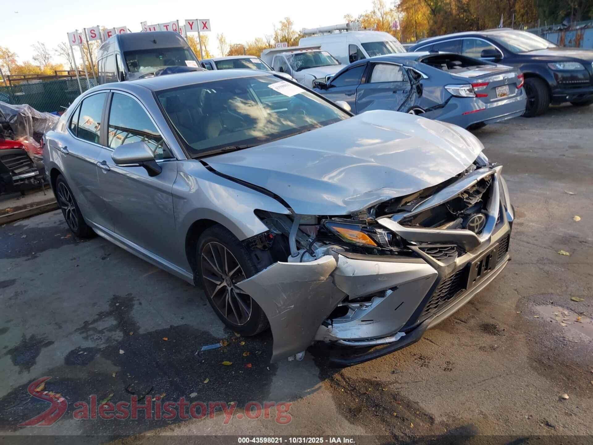 2022 TOYOTA CAMRY — VIN 4T1G11AK9NU673902