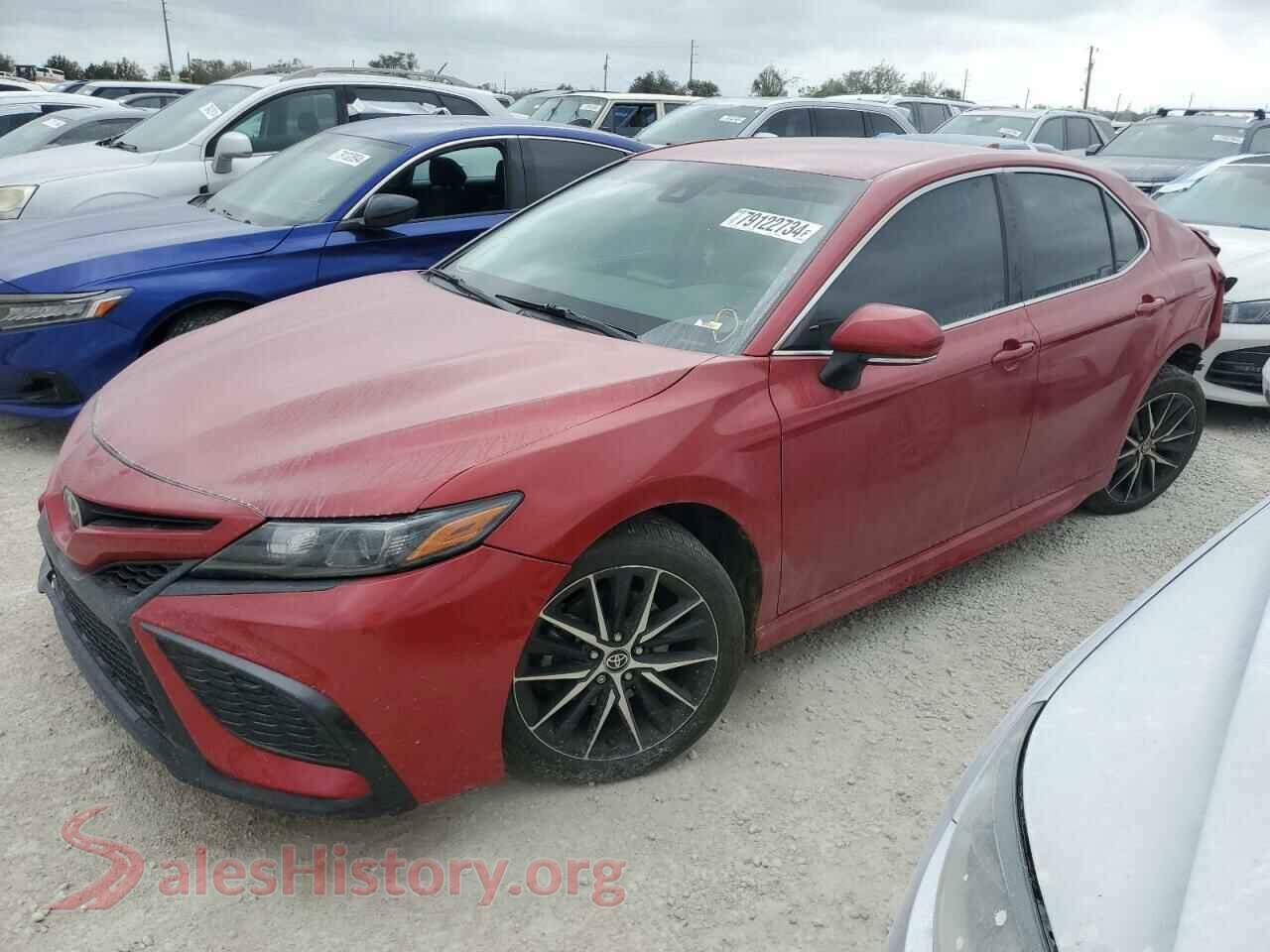 2022 TOYOTA CAMRY — VIN 4T1G11BK0NU051199