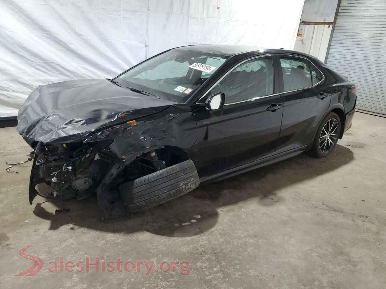 2022 TOYOTA CAMRY — VIN 4T1G11BK3NU071348