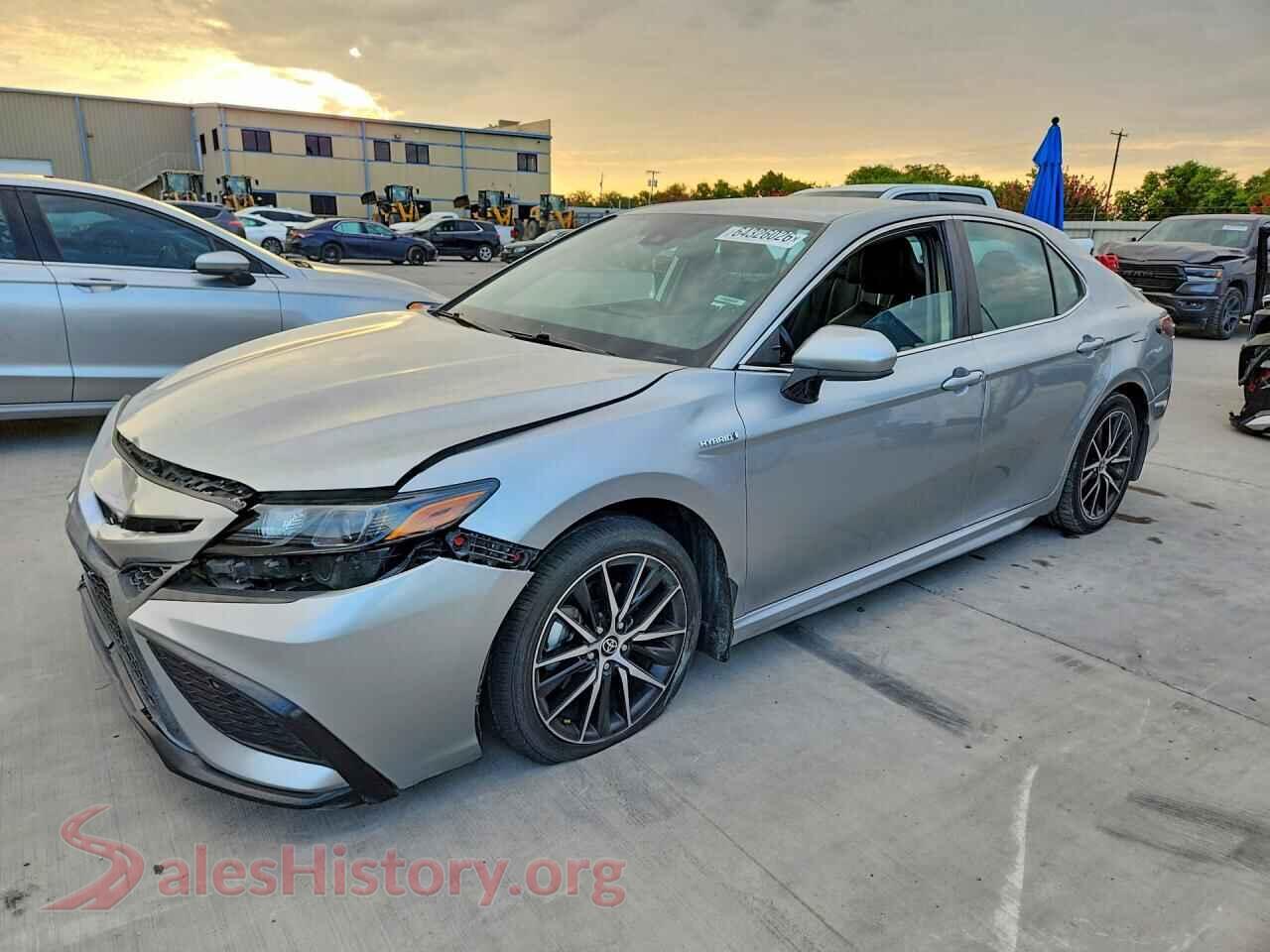2021 TOYOTA CAMRY — VIN 4T1G31AK3MU556860