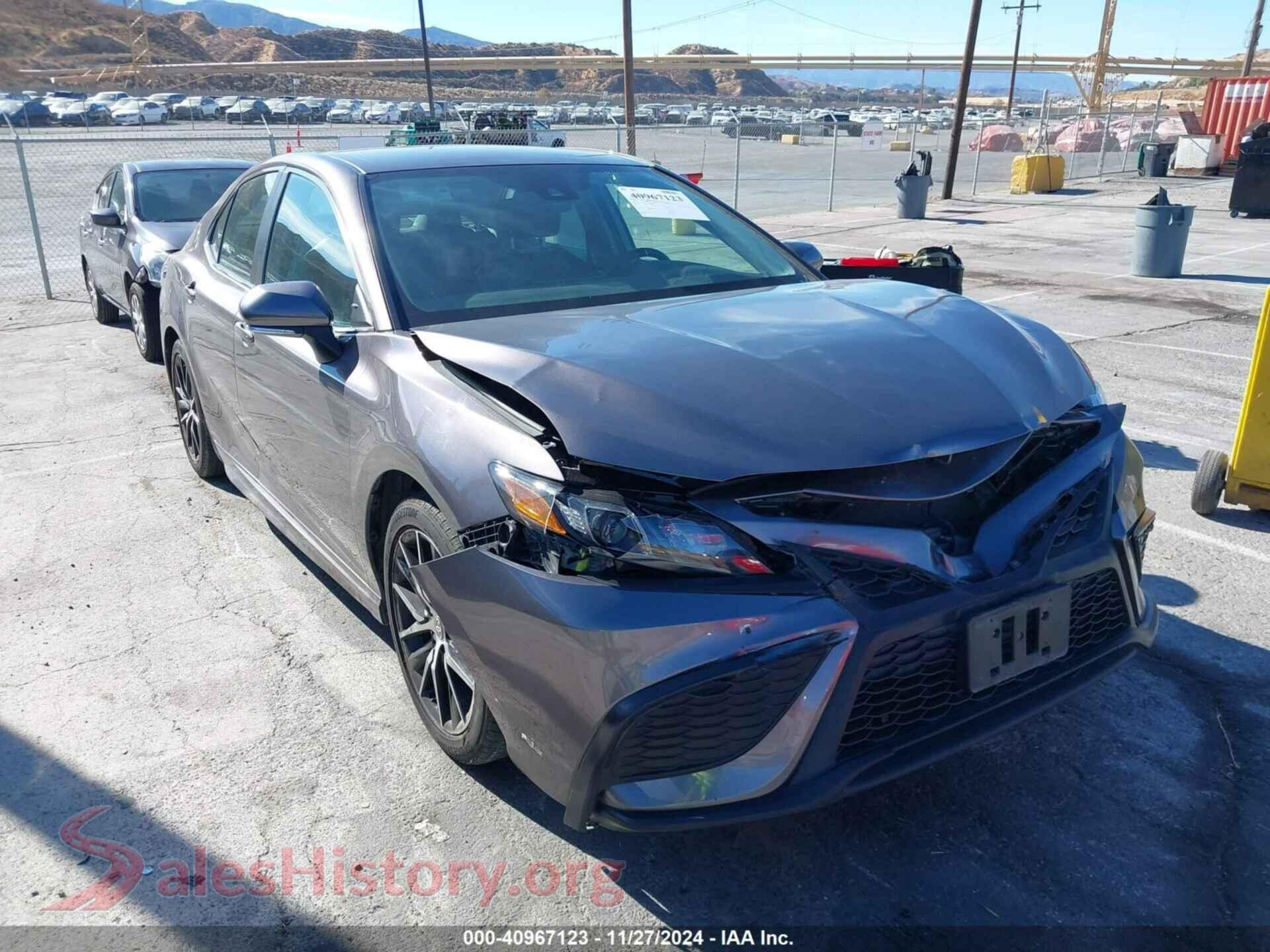 2022 TOYOTA CAMRY — VIN 4T1G31AK5NU041084