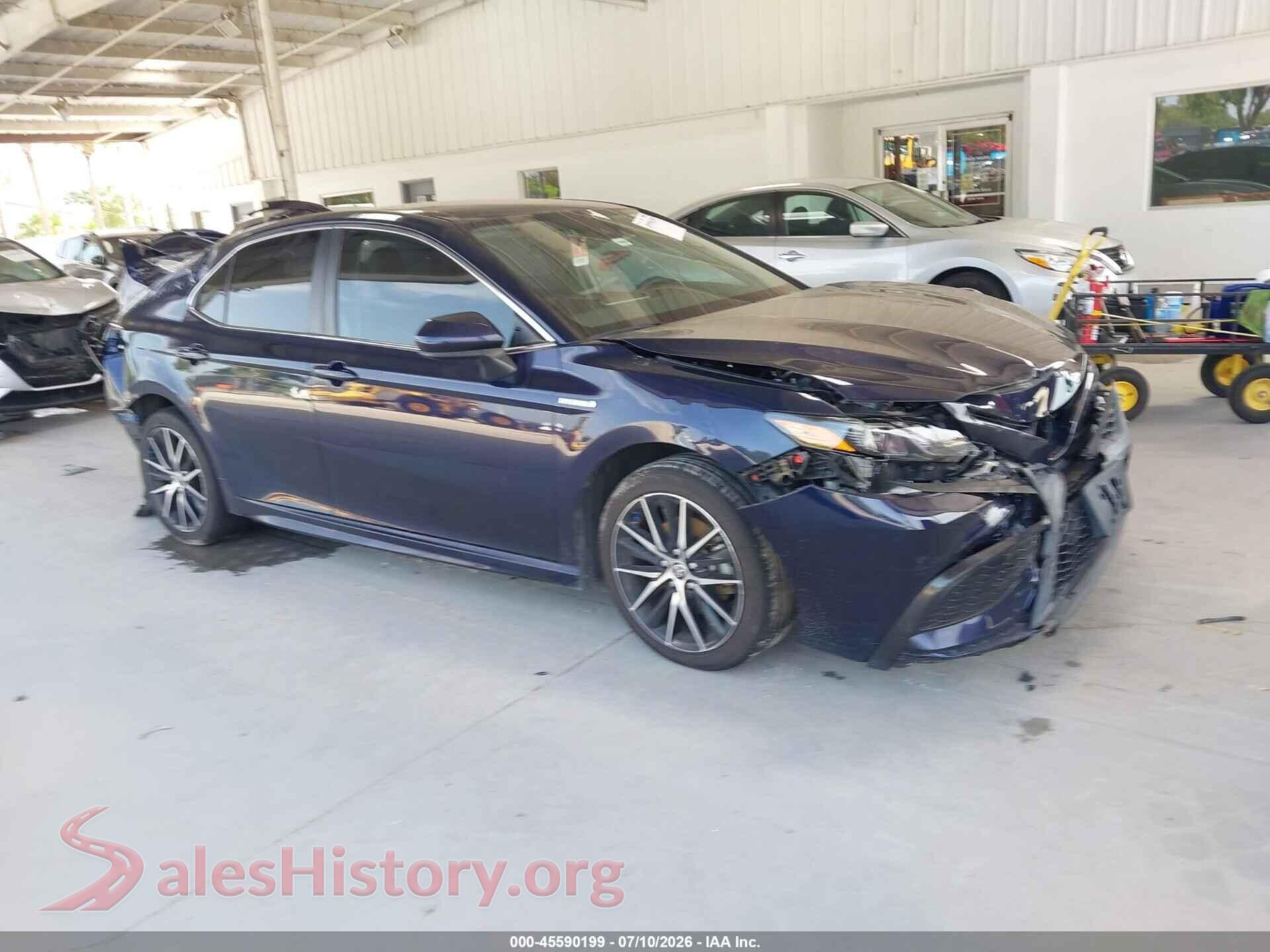 2021 TOYOTA CAMRY — VIN 4T1G31AK8MU555686