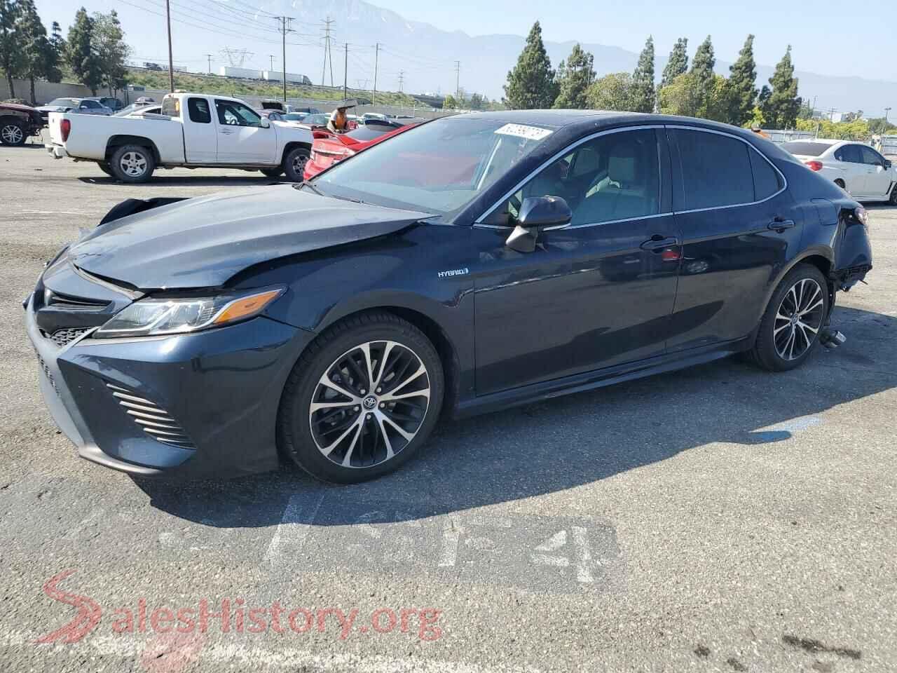 2020 TOYOTA CAMRY — VIN 4T1J31AK6LU522433