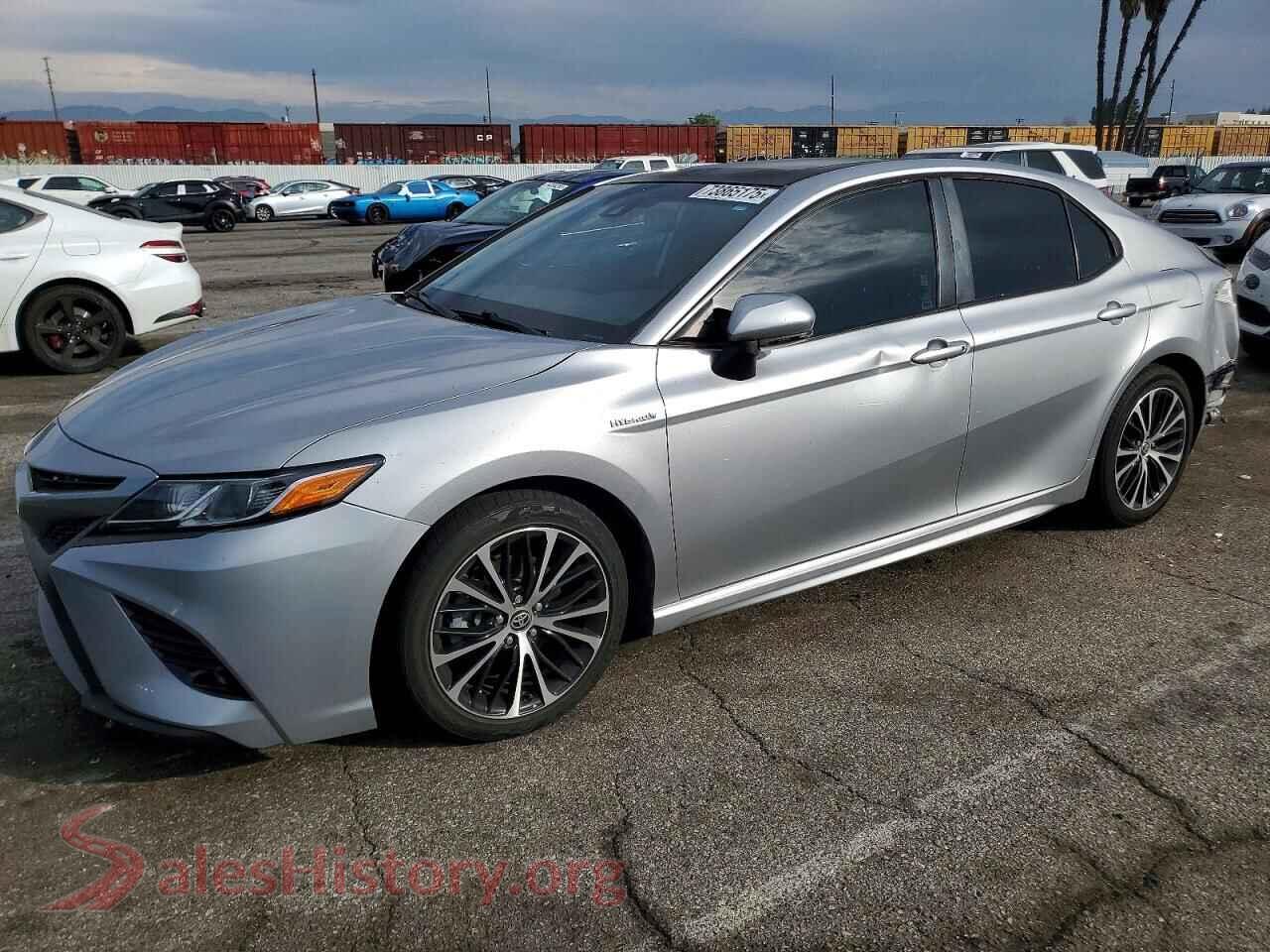 2020 TOYOTA CAMRY — VIN 4T1J31AK8LU540819