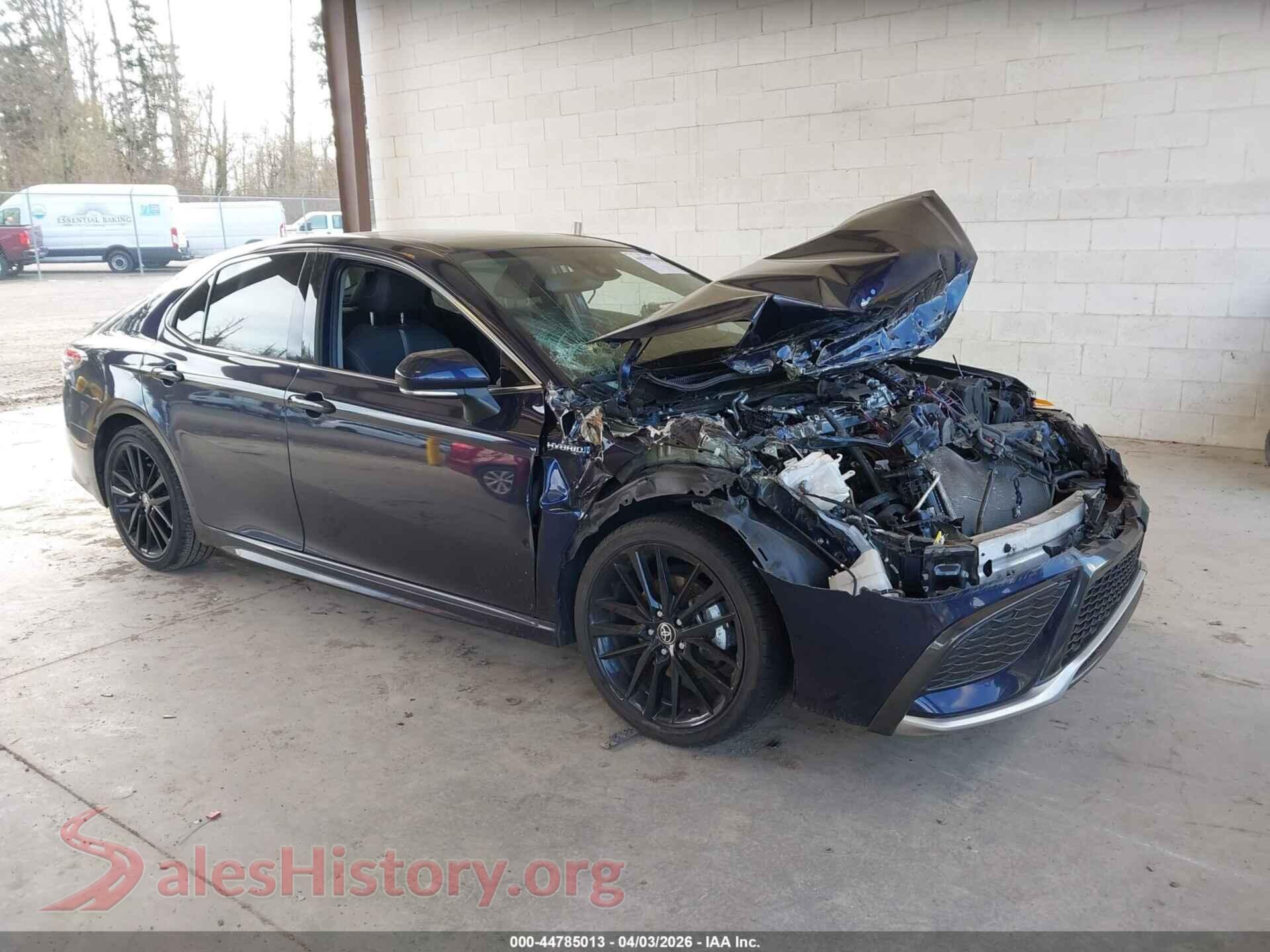 2021 TOYOTA CAMRY — VIN 4T1K31AK0MU568717