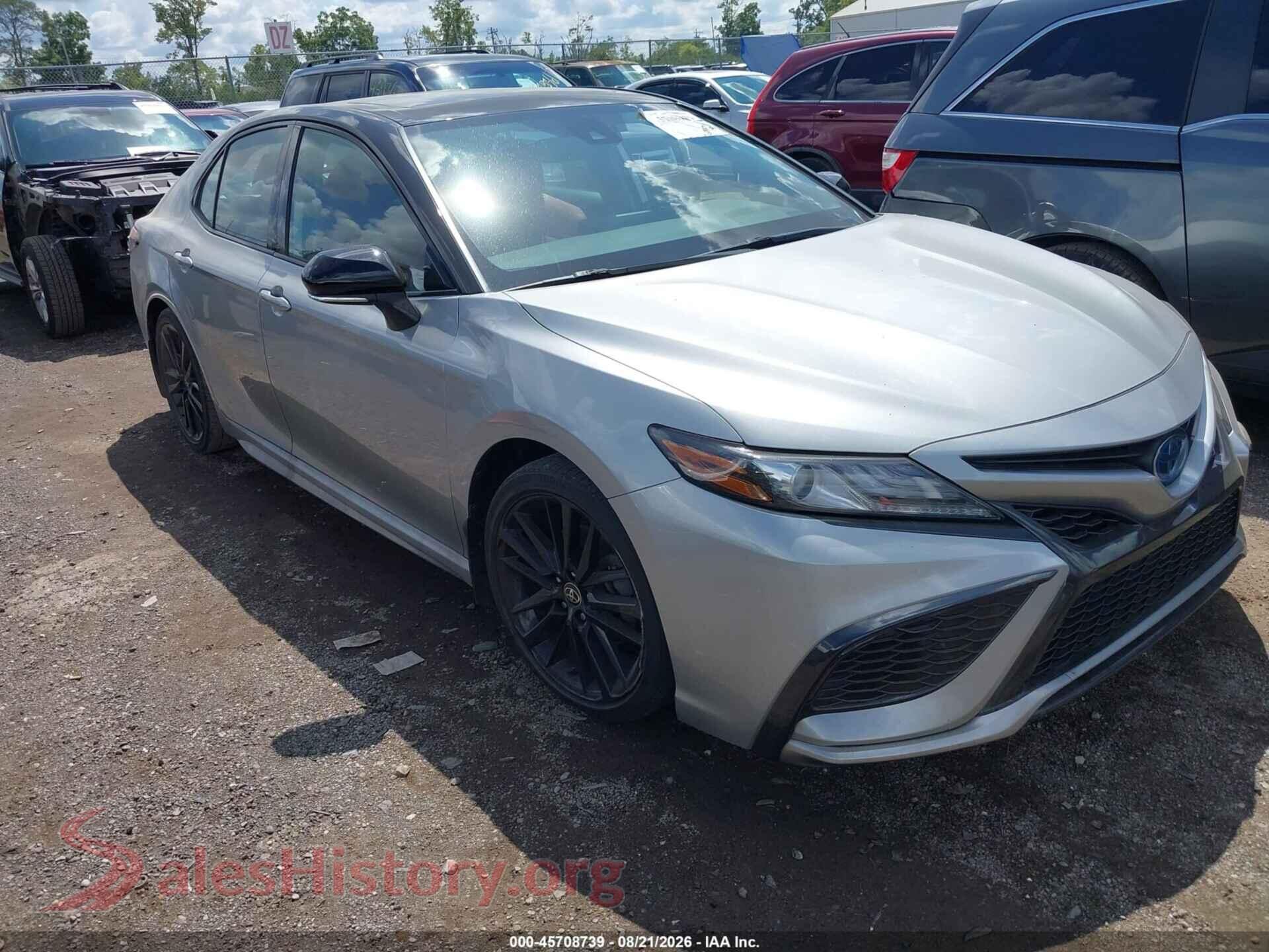 2022 TOYOTA CAMRY — VIN 4T1K31AK1NU045448