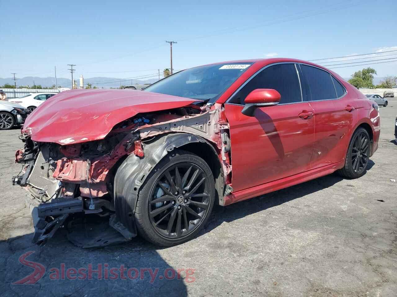 2021 TOYOTA CAMRY — VIN 4T1K31AK2MU029547