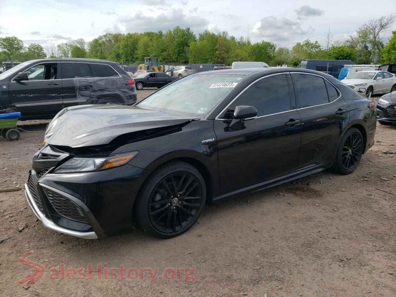 2021 TOYOTA CAMRY — VIN 4T1K31AK7MU551512