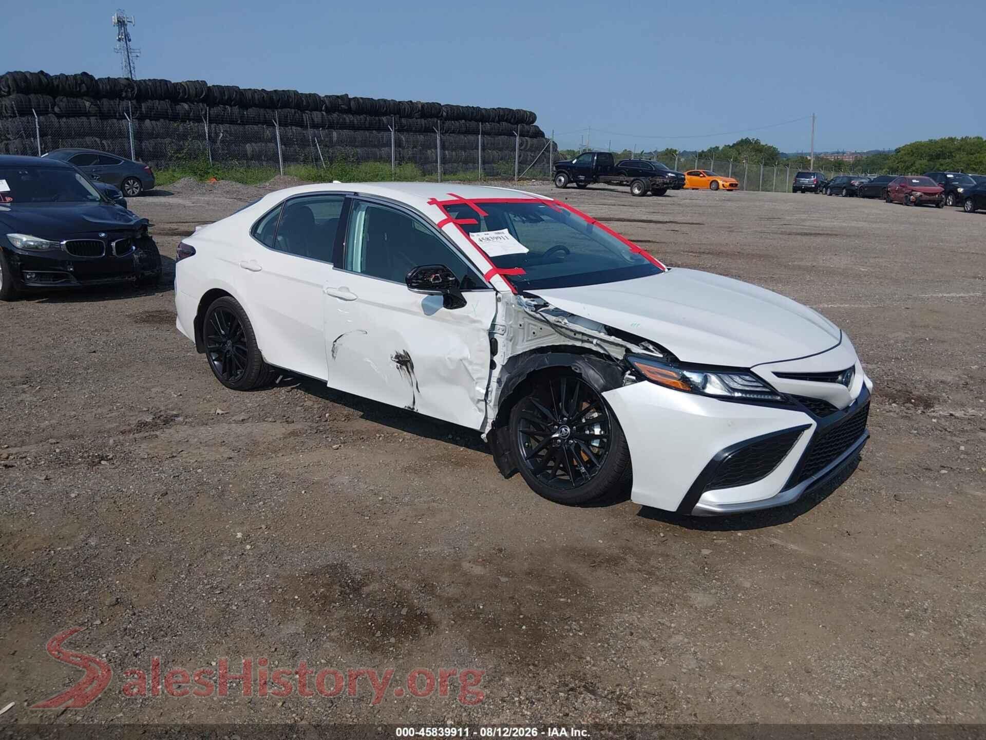 2022 TOYOTA CAMRY — VIN 4T1K31AK7NU591185