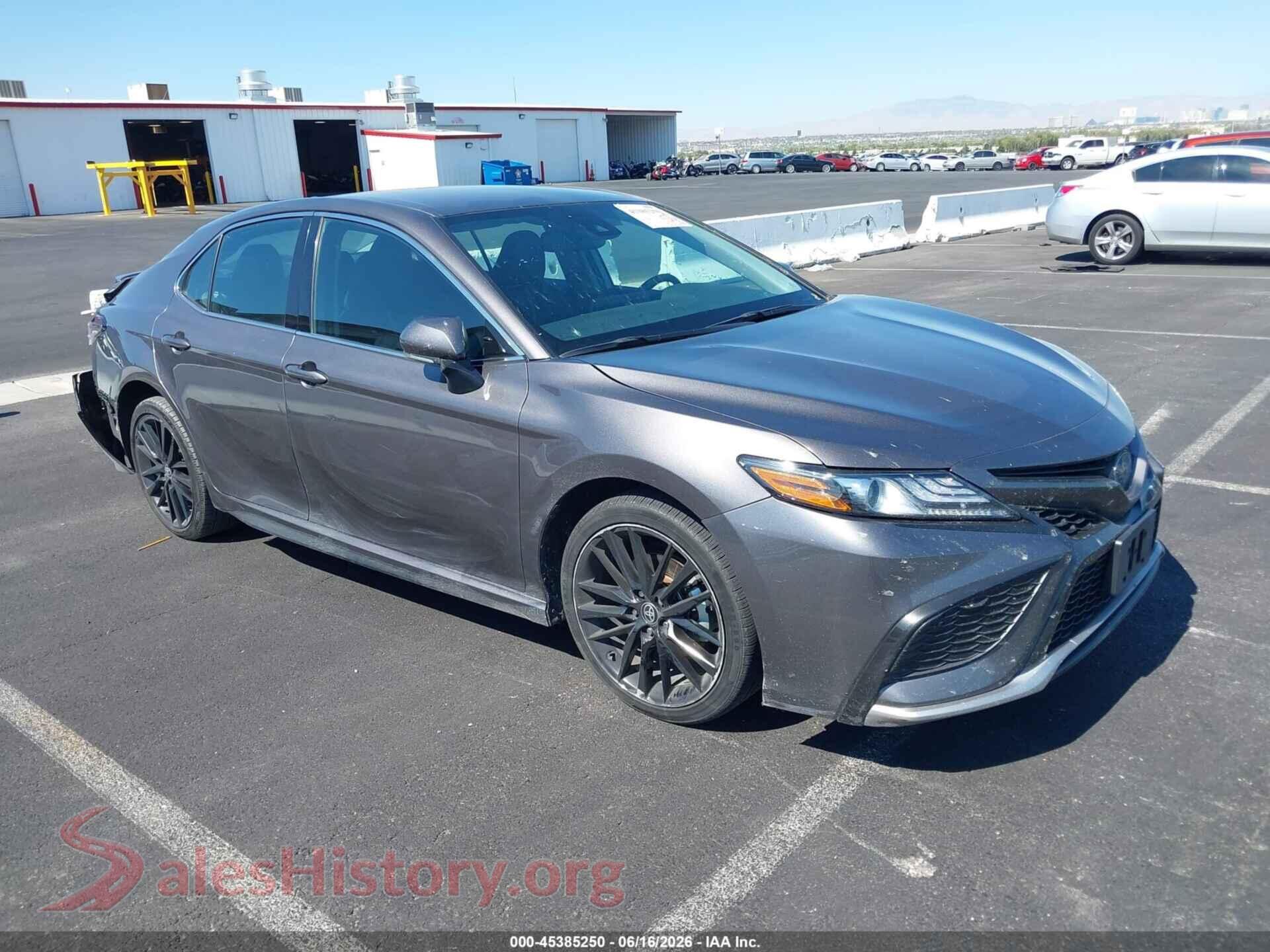 2022 TOYOTA CAMRY — VIN 4T1K31AK9NU580639