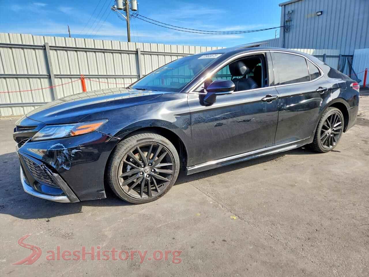2022 TOYOTA CAMRY — VIN 4T1K61AK4NU619581