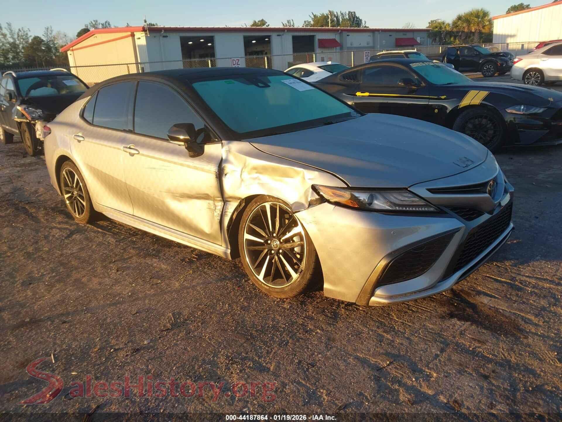 2021 TOYOTA CAMRY — VIN 4T1K61AK7MU424945