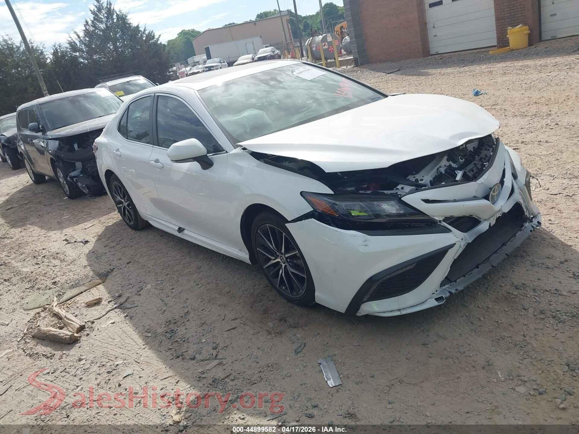 2022 TOYOTA CAMRY — VIN 4T1S31AK1NU597581