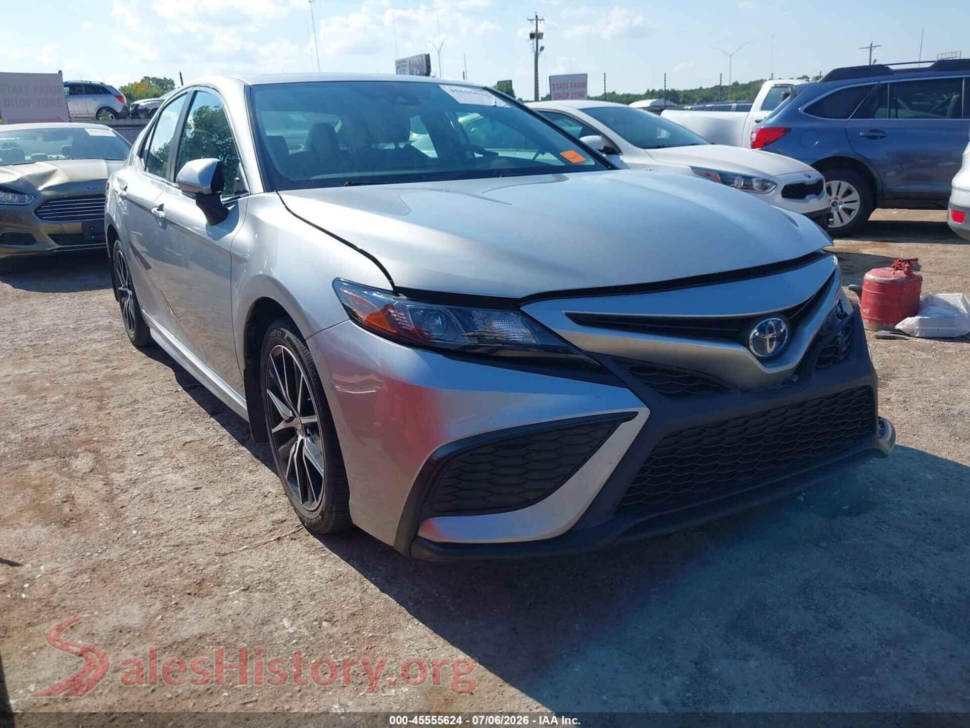 2024 TOYOTA CAMRY HYBRID — VIN 4T1S31AK4RU066008