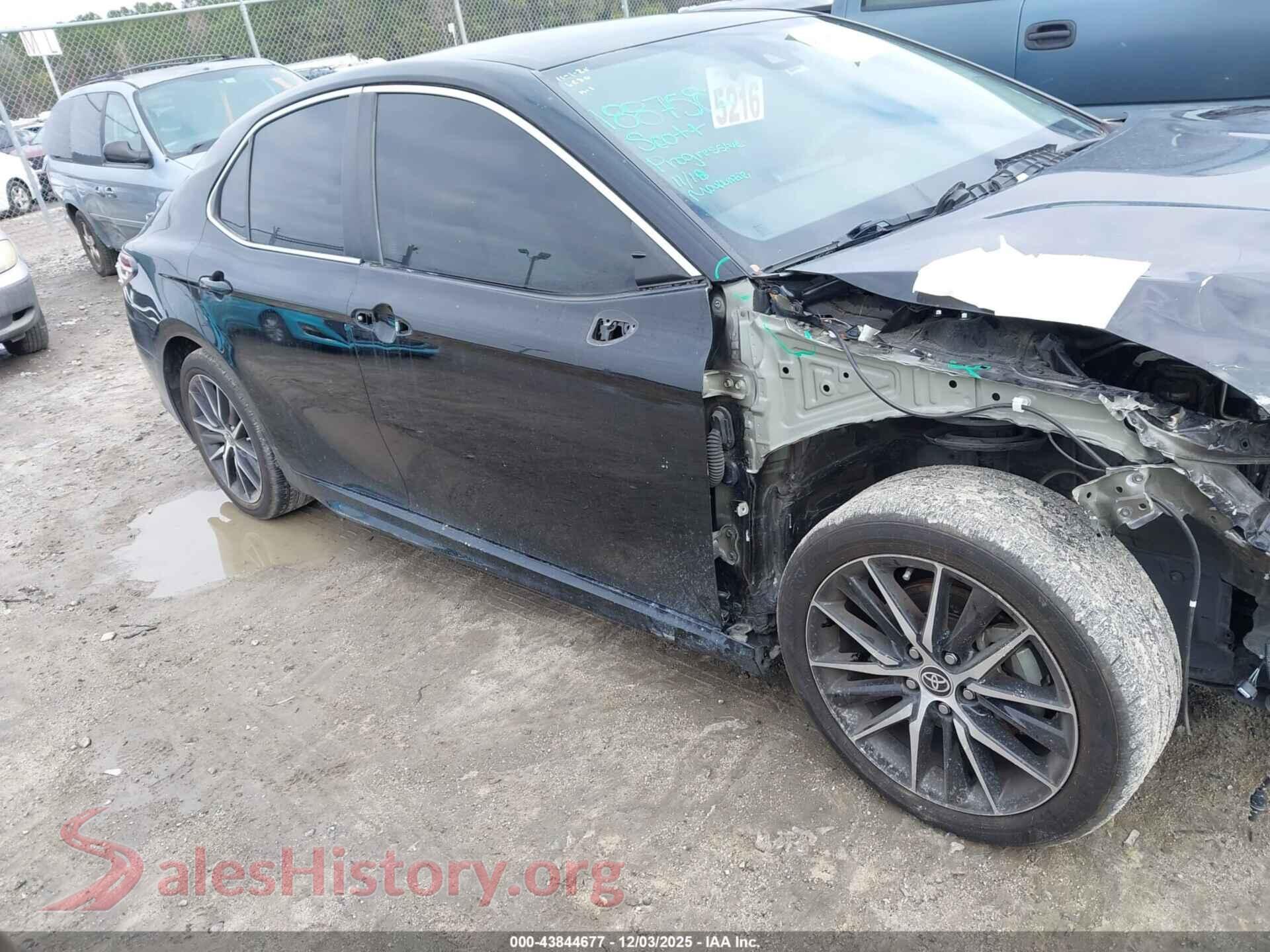 2022 TOYOTA CAMRY — VIN 4T1T11AK7NU041138