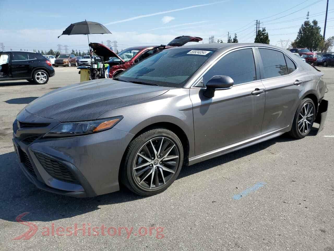 2022 TOYOTA CAMRY — VIN 4T1T11AKXNU066695