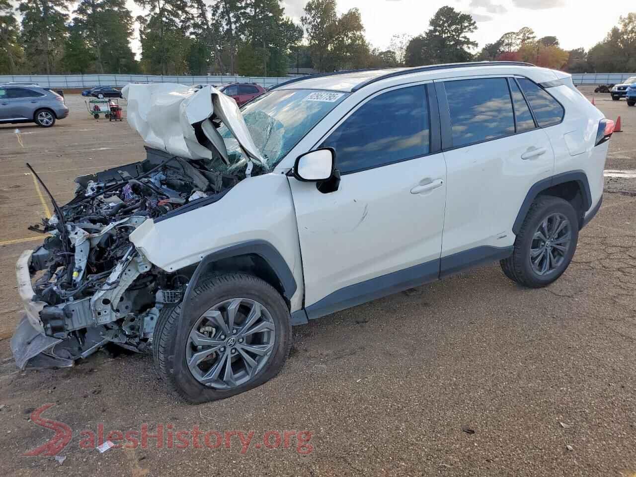 2022 TOYOTA RAV4 — VIN 4T3B6RFV4NU090240