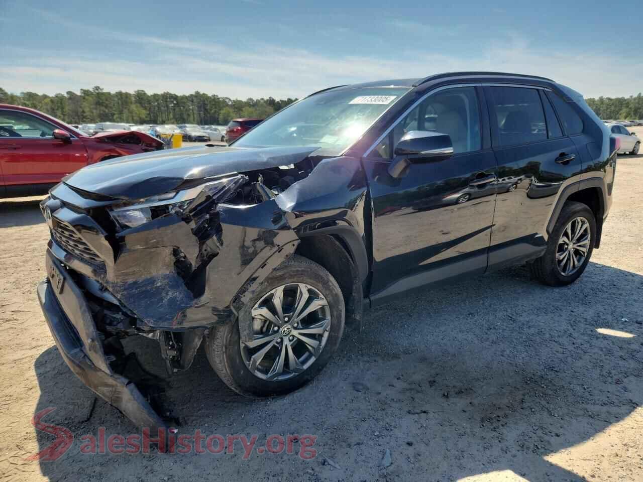 2022 TOYOTA RAV4 XLE P — VIN 4T3B6RFV9NU103158