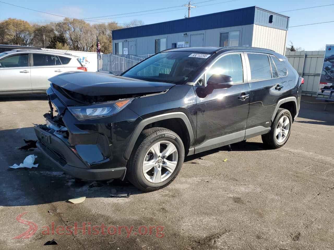 2021 TOYOTA RAV4 — VIN 4T3MWRFV9MU015105